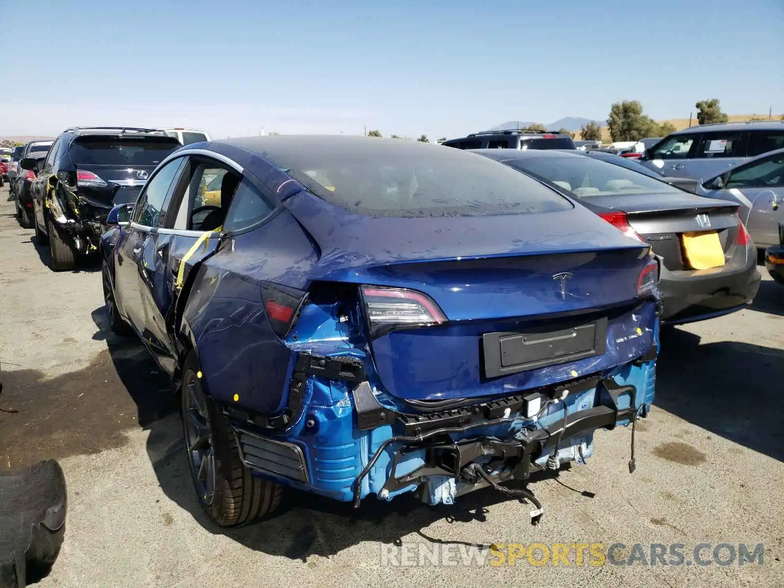 3 Photograph of a damaged car 5YJ3E7EB4MF942318 TESLA MODEL 3 2021