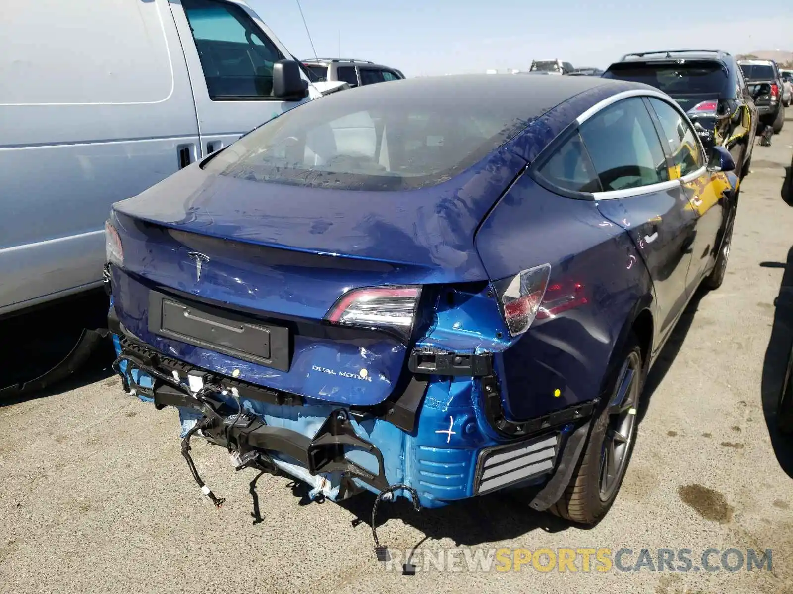 4 Photograph of a damaged car 5YJ3E7EB4MF942318 TESLA MODEL 3 2021