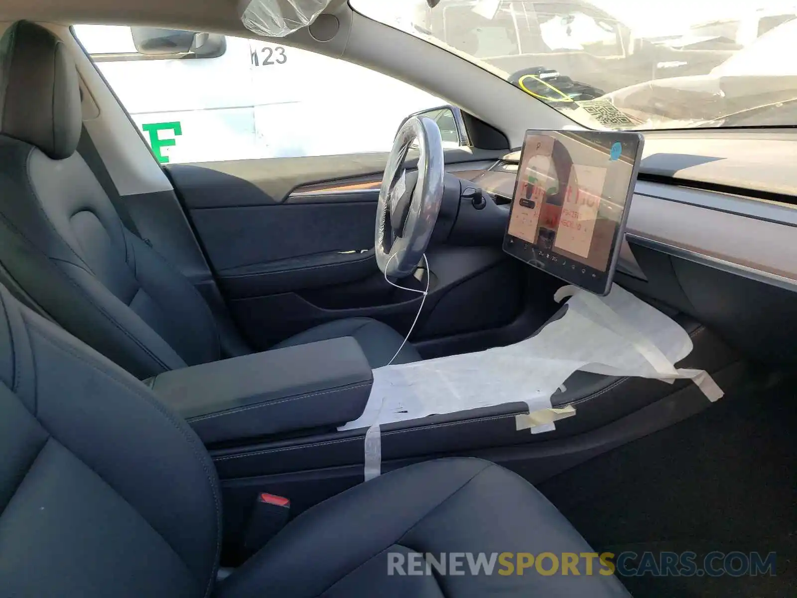 5 Photograph of a damaged car 5YJ3E7EB4MF942318 TESLA MODEL 3 2021