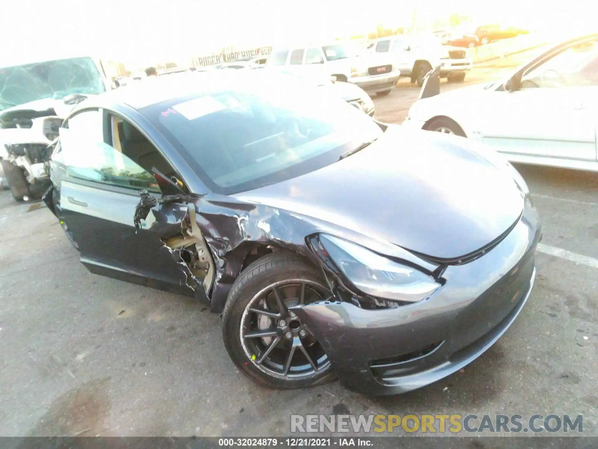 1 Photograph of a damaged car 5YJ3E1EA0NF108052 TESLA MODEL 3 2022