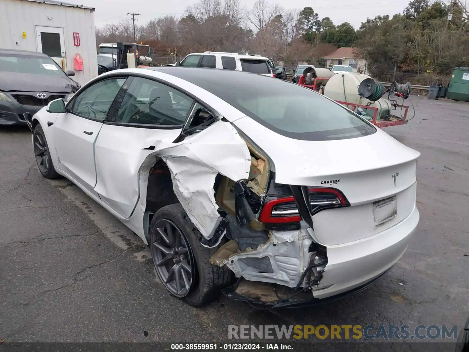 3 Photograph of a damaged car 5YJ3E1EA0NF113543 TESLA MODEL 3 2022