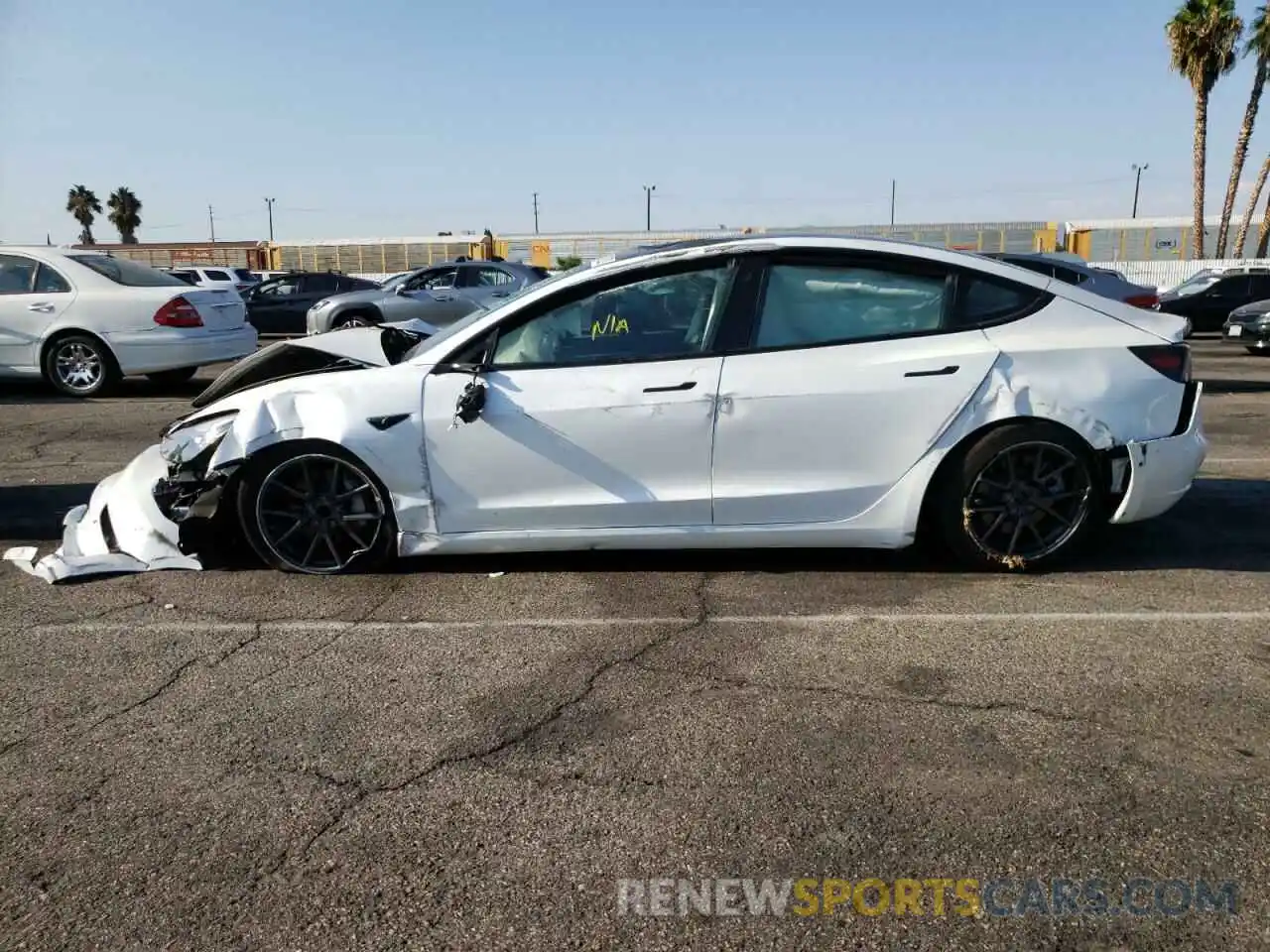 9 Photograph of a damaged car 5YJ3E1EA0NF123134 TESLA MODEL 3 2022