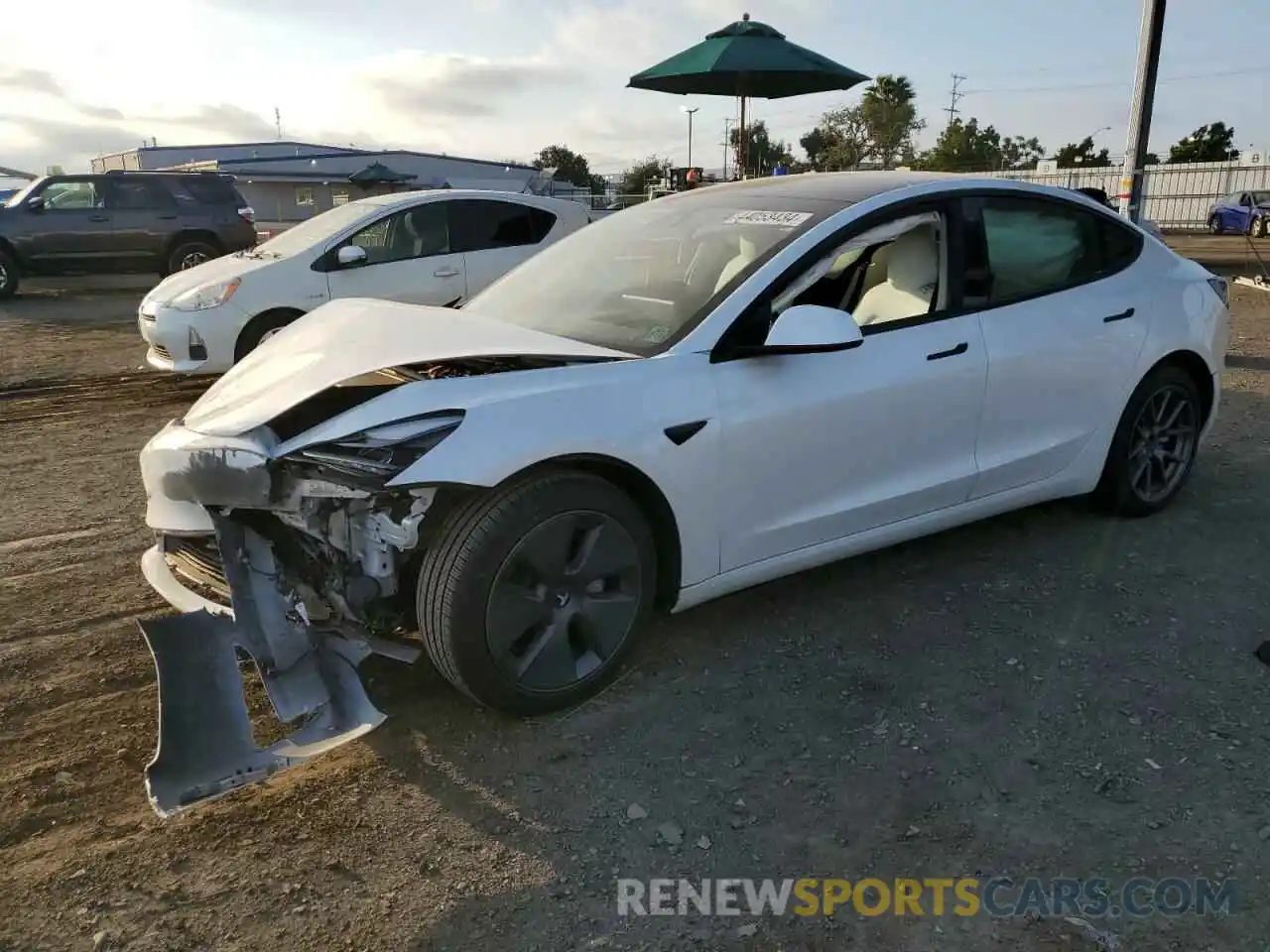 1 Photograph of a damaged car 5YJ3E1EA0NF147997 TESLA MODEL 3 2022