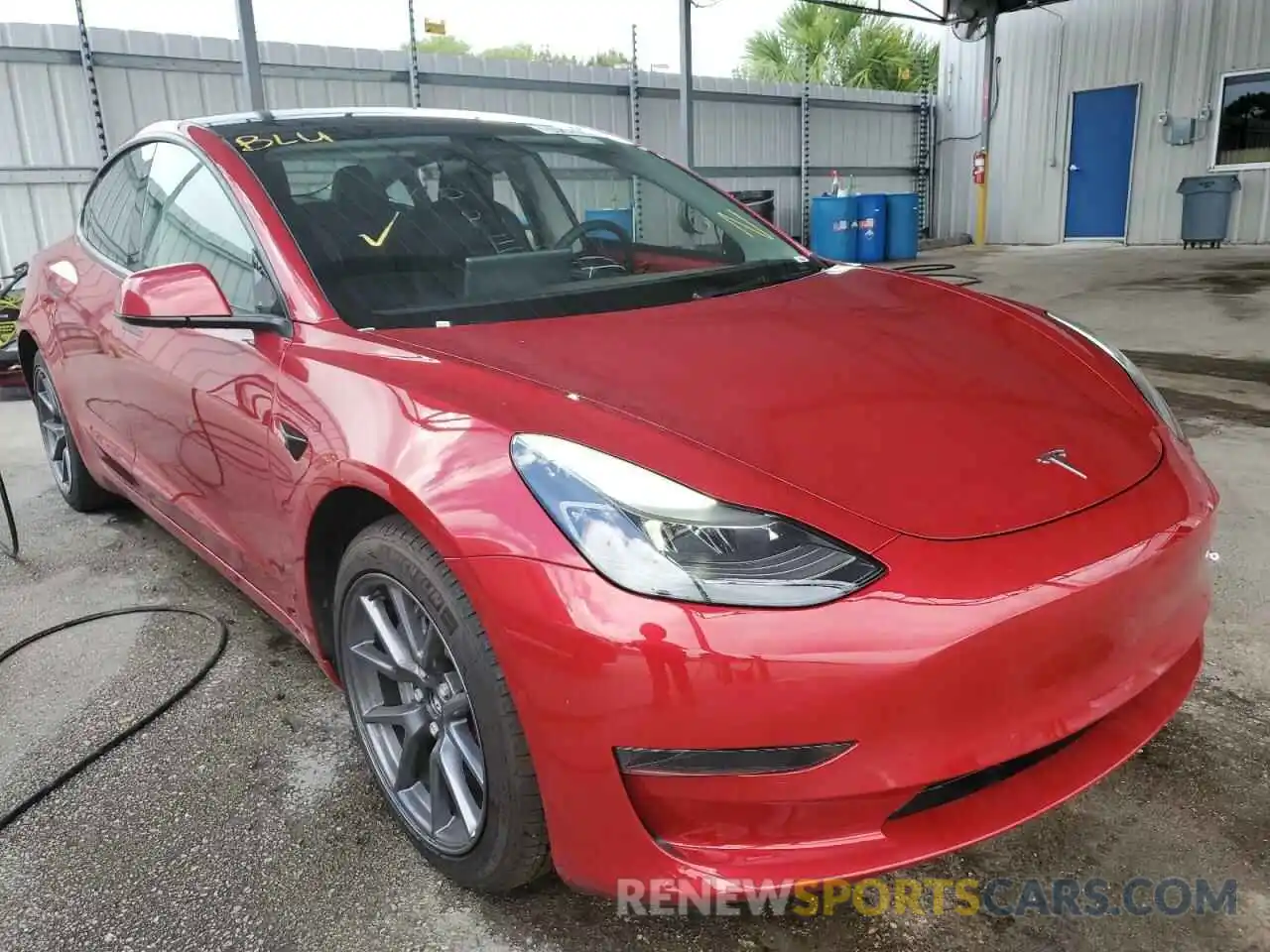 1 Photograph of a damaged car 5YJ3E1EA0NF186685 TESLA MODEL 3 2022