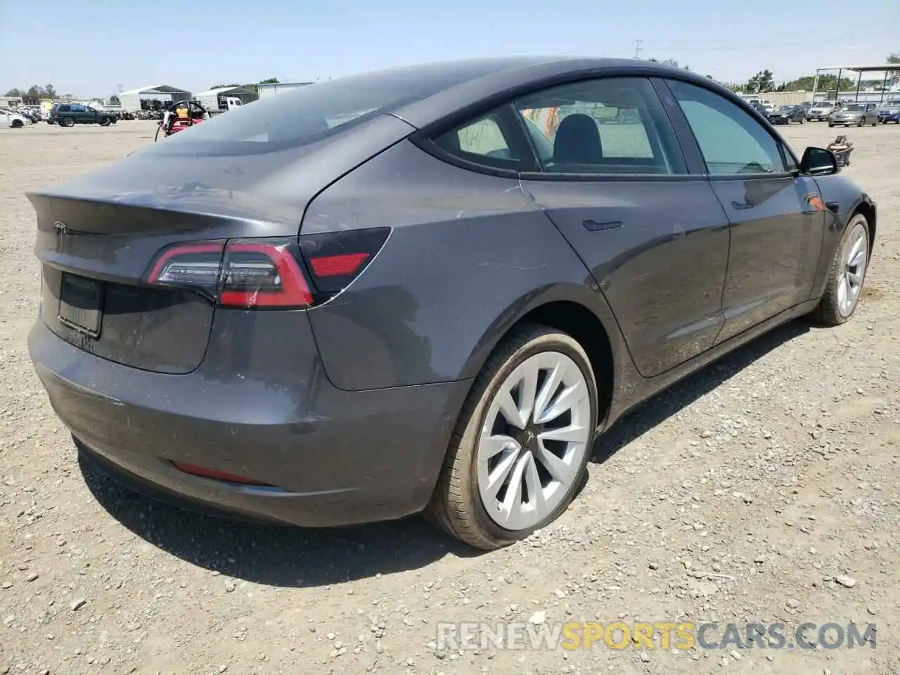 4 Photograph of a damaged car 5YJ3E1EA0NF192065 TESLA MODEL 3 2022