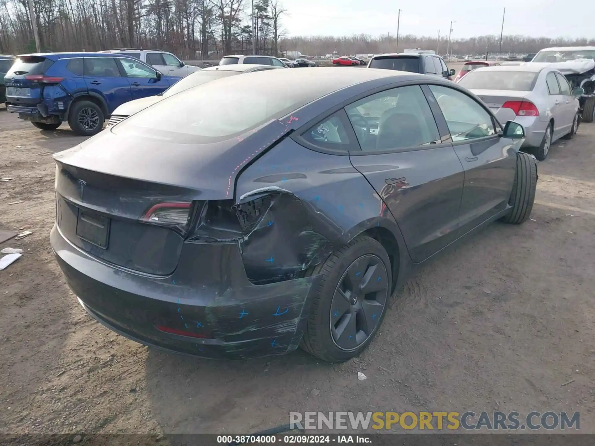 4 Photograph of a damaged car 5YJ3E1EA0NF327870 TESLA MODEL 3 2022