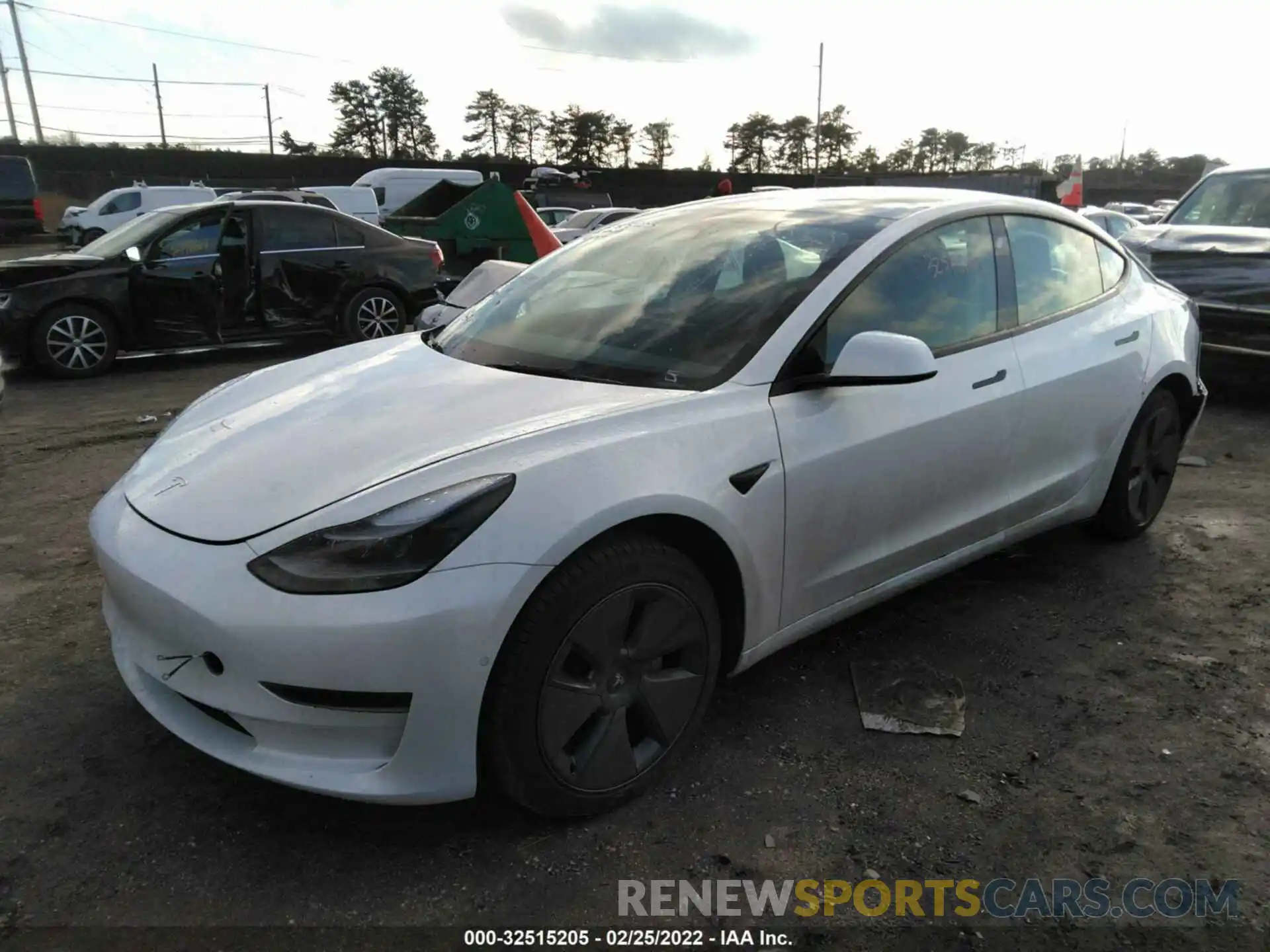 2 Photograph of a damaged car 5YJ3E1EA1NF101952 TESLA MODEL 3 2022