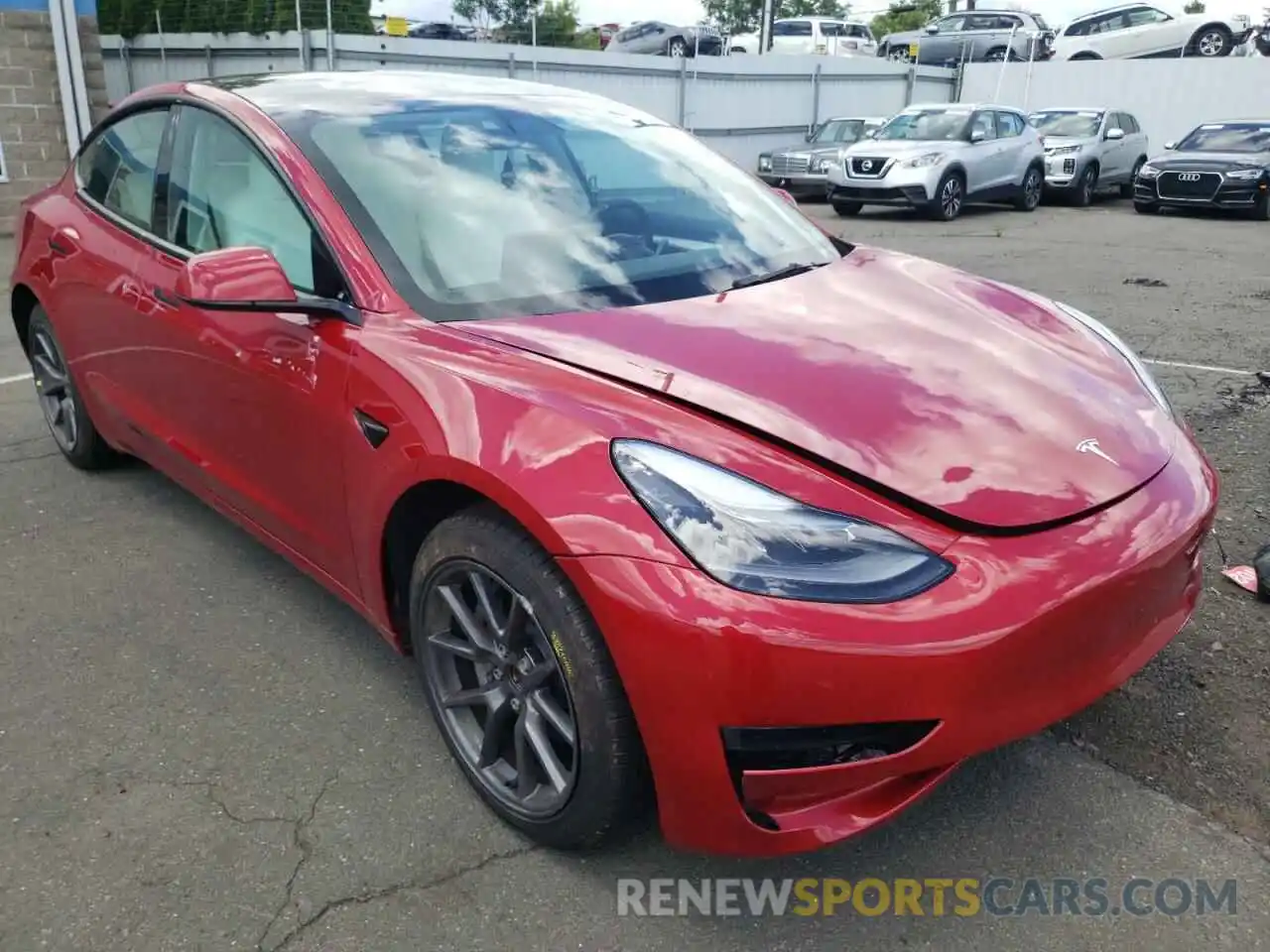 1 Photograph of a damaged car 5YJ3E1EA1NF118010 TESLA MODEL 3 2022