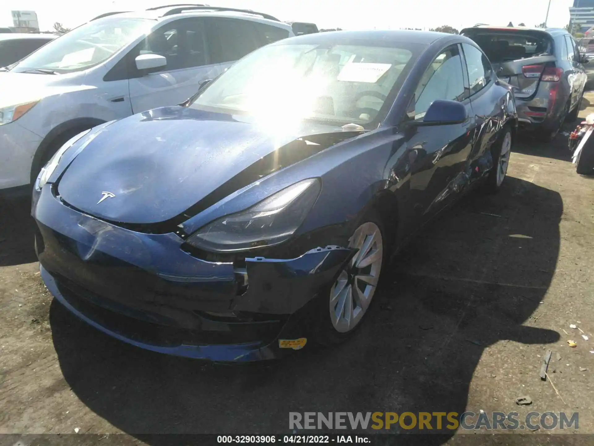 2 Photograph of a damaged car 5YJ3E1EA1NF153873 TESLA MODEL 3 2022