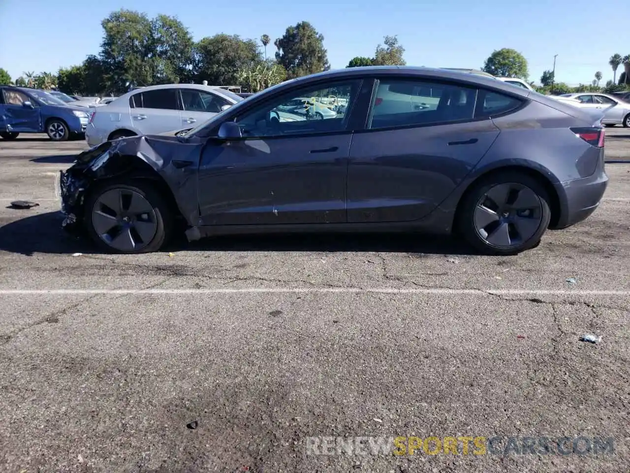 9 Photograph of a damaged car 5YJ3E1EA1NF163917 TESLA MODEL 3 2022