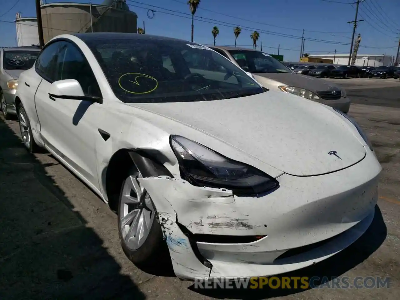 1 Photograph of a damaged car 5YJ3E1EA1NF175212 TESLA MODEL 3 2022