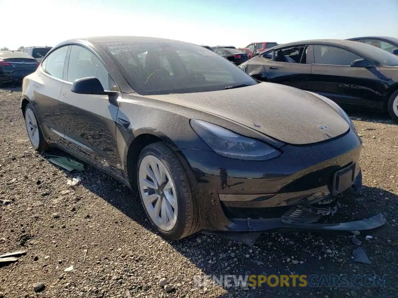 1 Photograph of a damaged car 5YJ3E1EA1NF185190 TESLA MODEL 3 2022