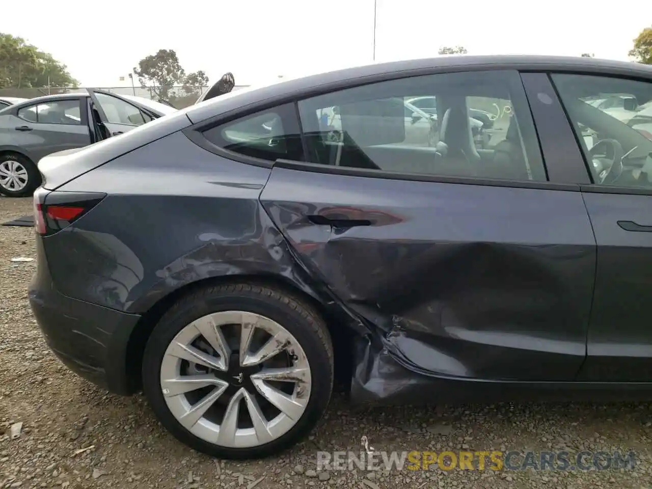 9 Photograph of a damaged car 5YJ3E1EA1NF185416 TESLA MODEL 3 2022