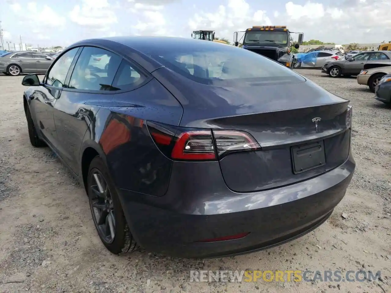 3 Photograph of a damaged car 5YJ3E1EA1NF187148 TESLA MODEL 3 2022