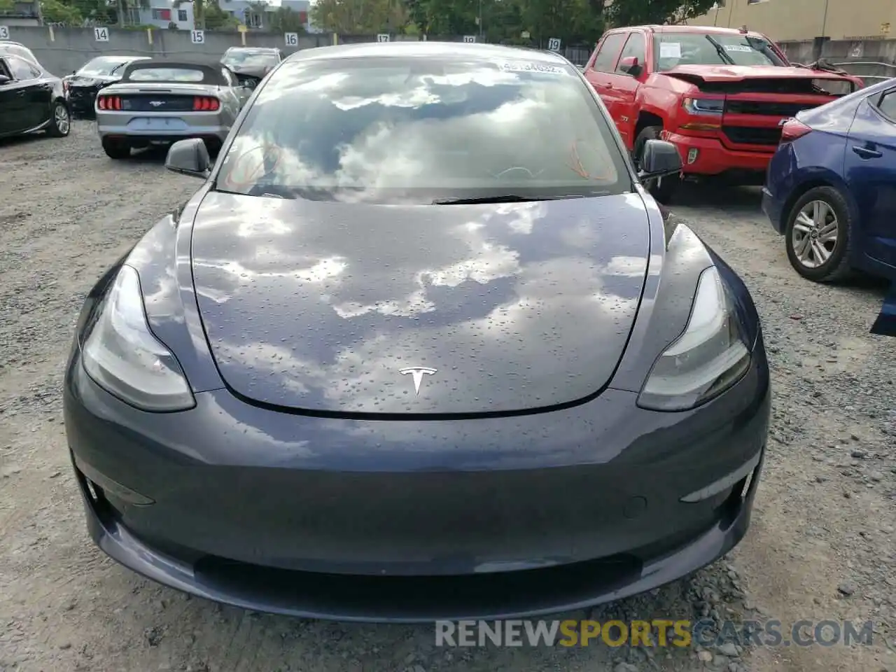 9 Photograph of a damaged car 5YJ3E1EA1NF187148 TESLA MODEL 3 2022