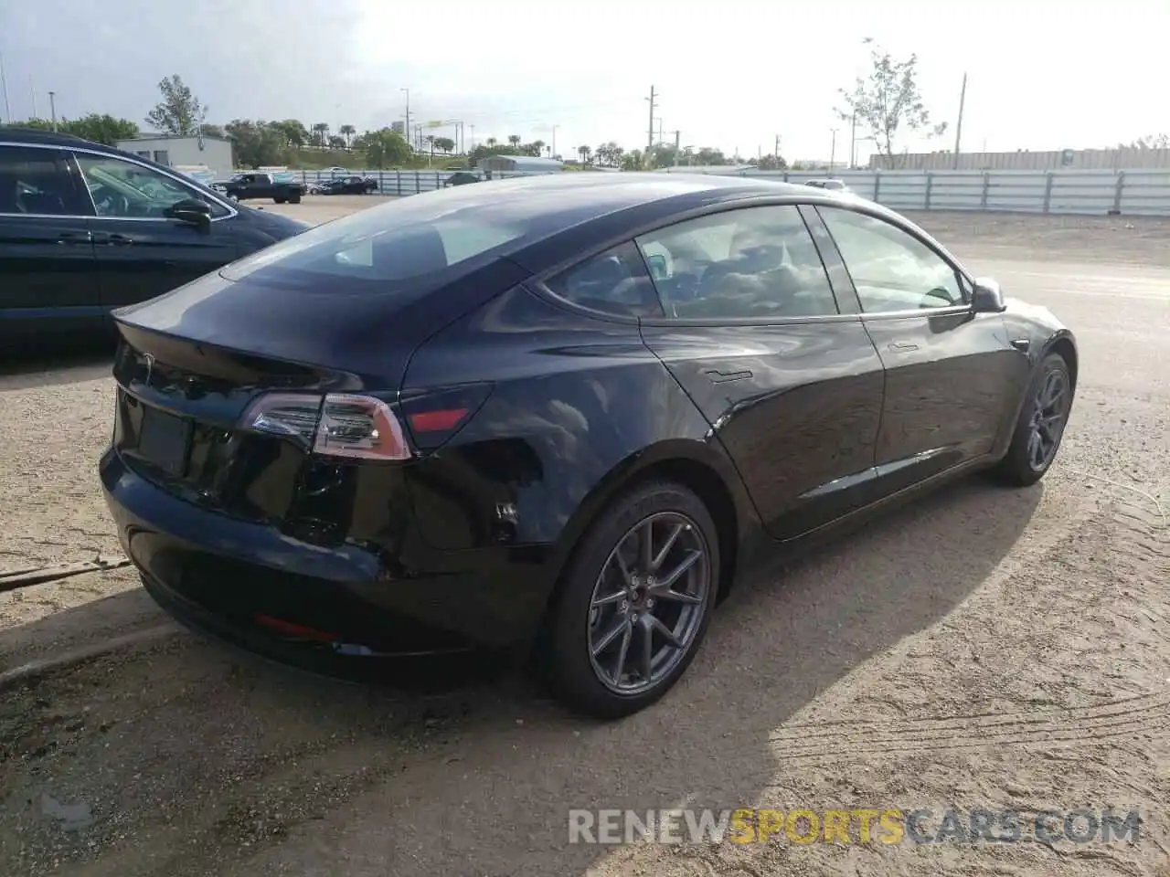 4 Фотография поврежденного автомобиля 5YJ3E1EA1NF188848 TESLA MODEL 3 2022