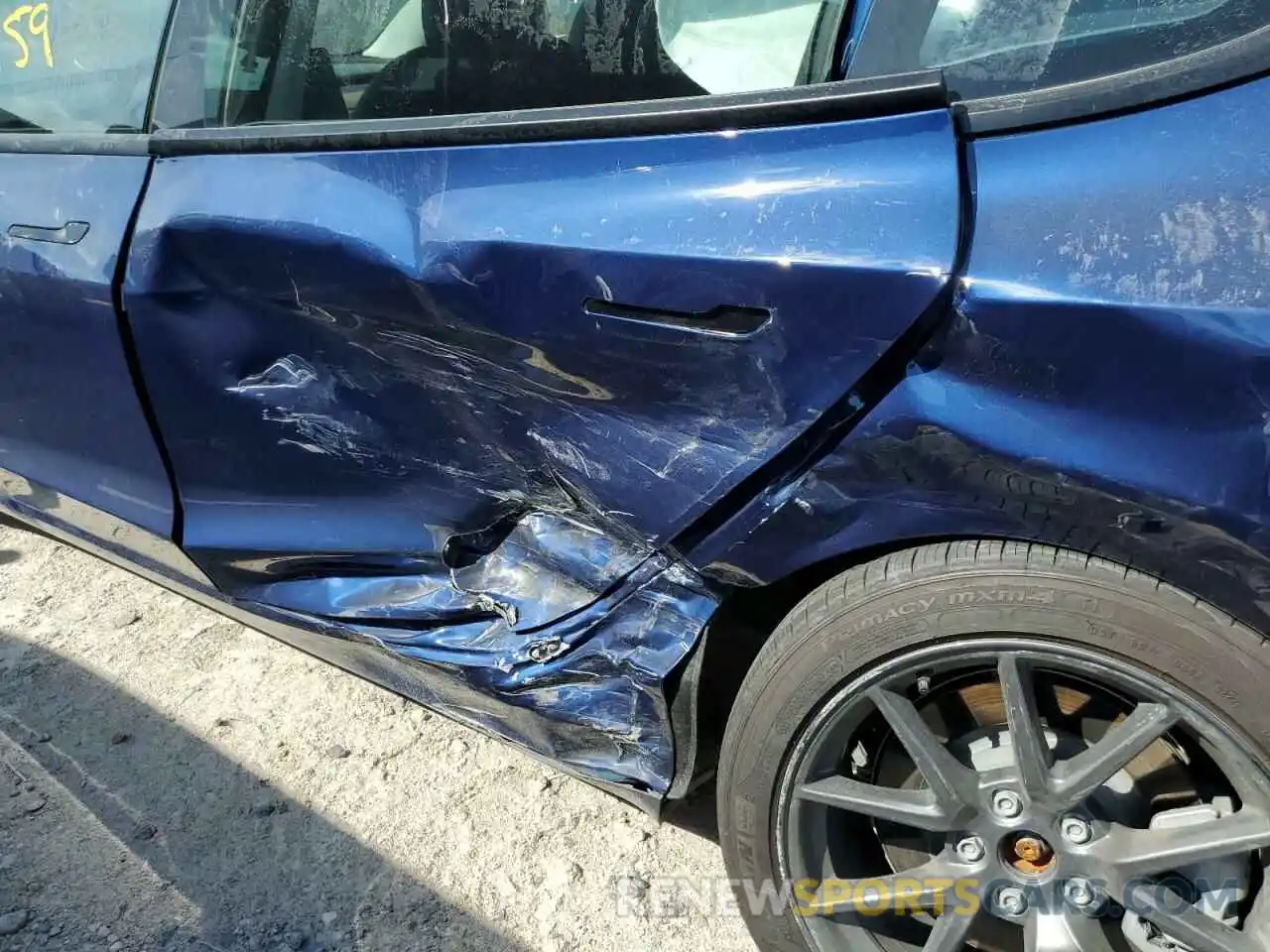 9 Photograph of a damaged car 5YJ3E1EA1NF191829 TESLA MODEL 3 2022