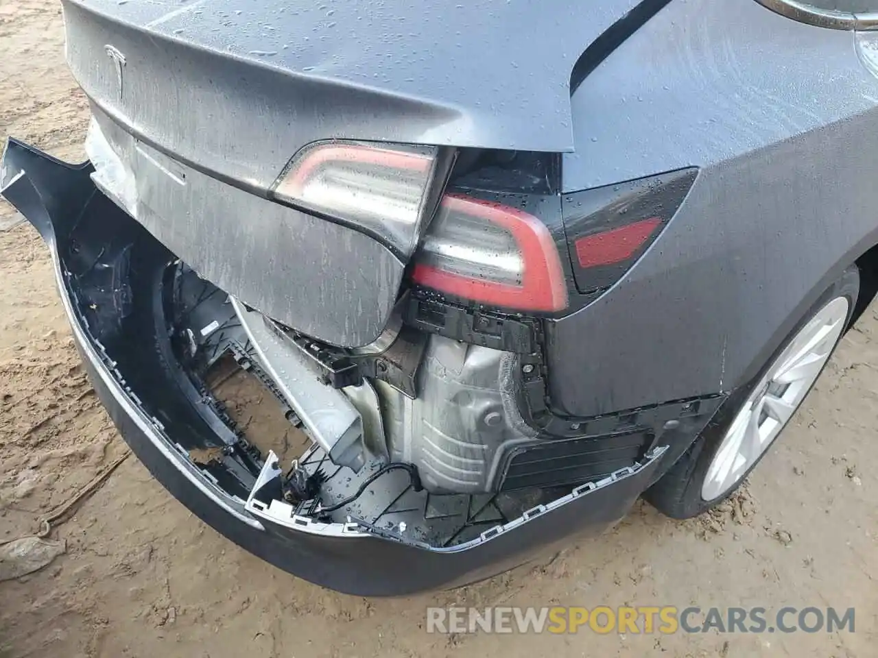 9 Photograph of a damaged car 5YJ3E1EA1NF290294 TESLA MODEL 3 2022