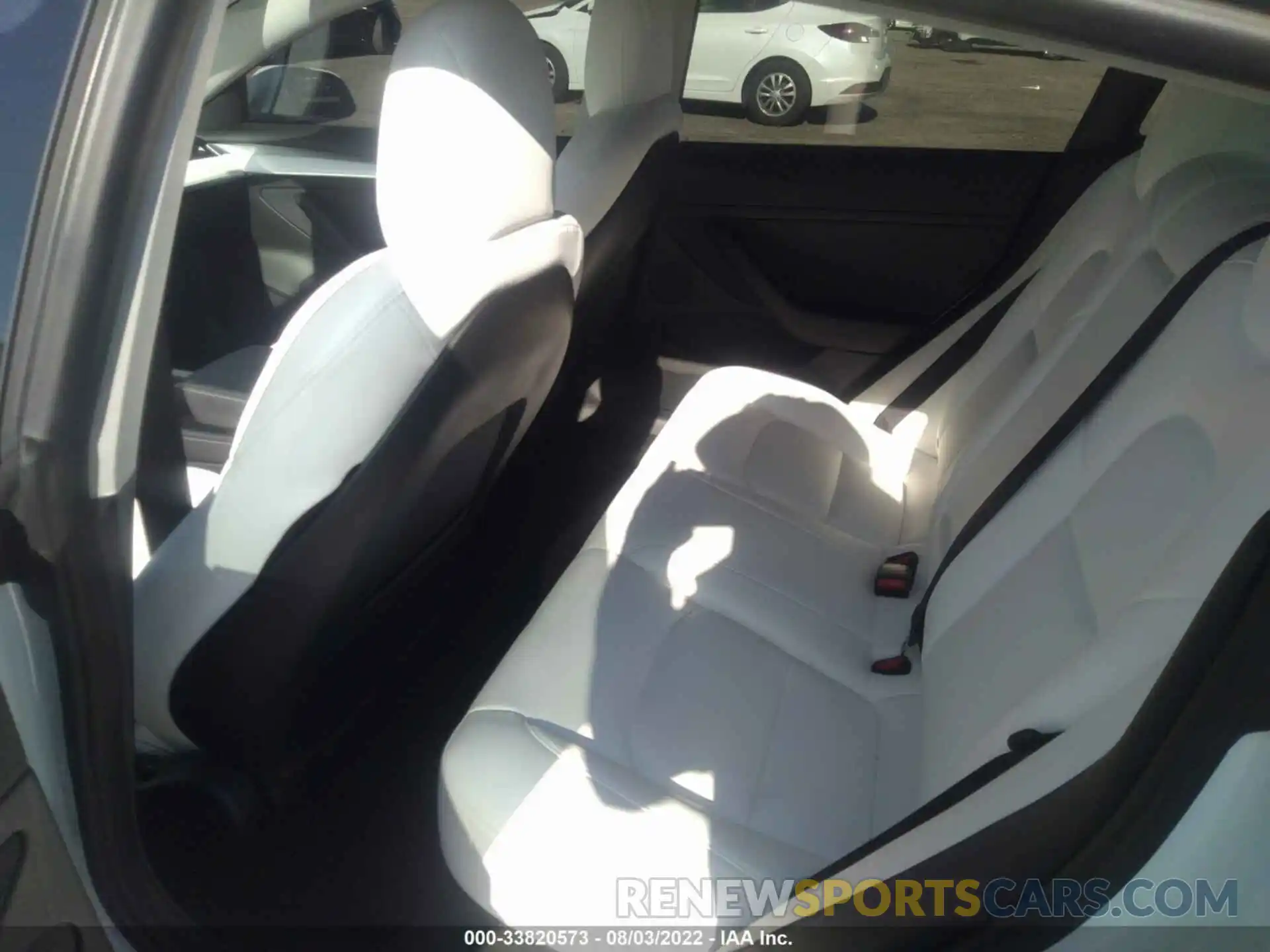 8 Photograph of a damaged car 5YJ3E1EA2NF105637 TESLA MODEL 3 2022