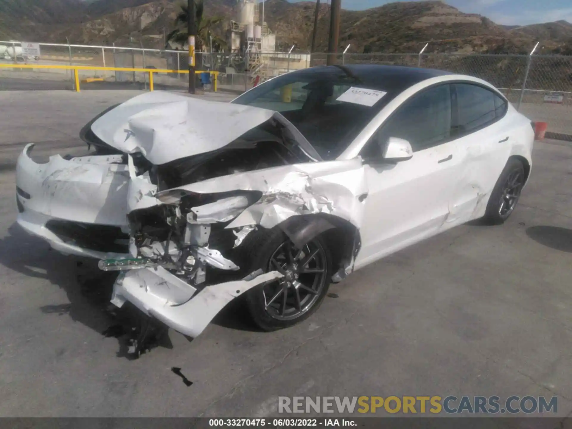 2 Photograph of a damaged car 5YJ3E1EA2NF109705 TESLA MODEL 3 2022