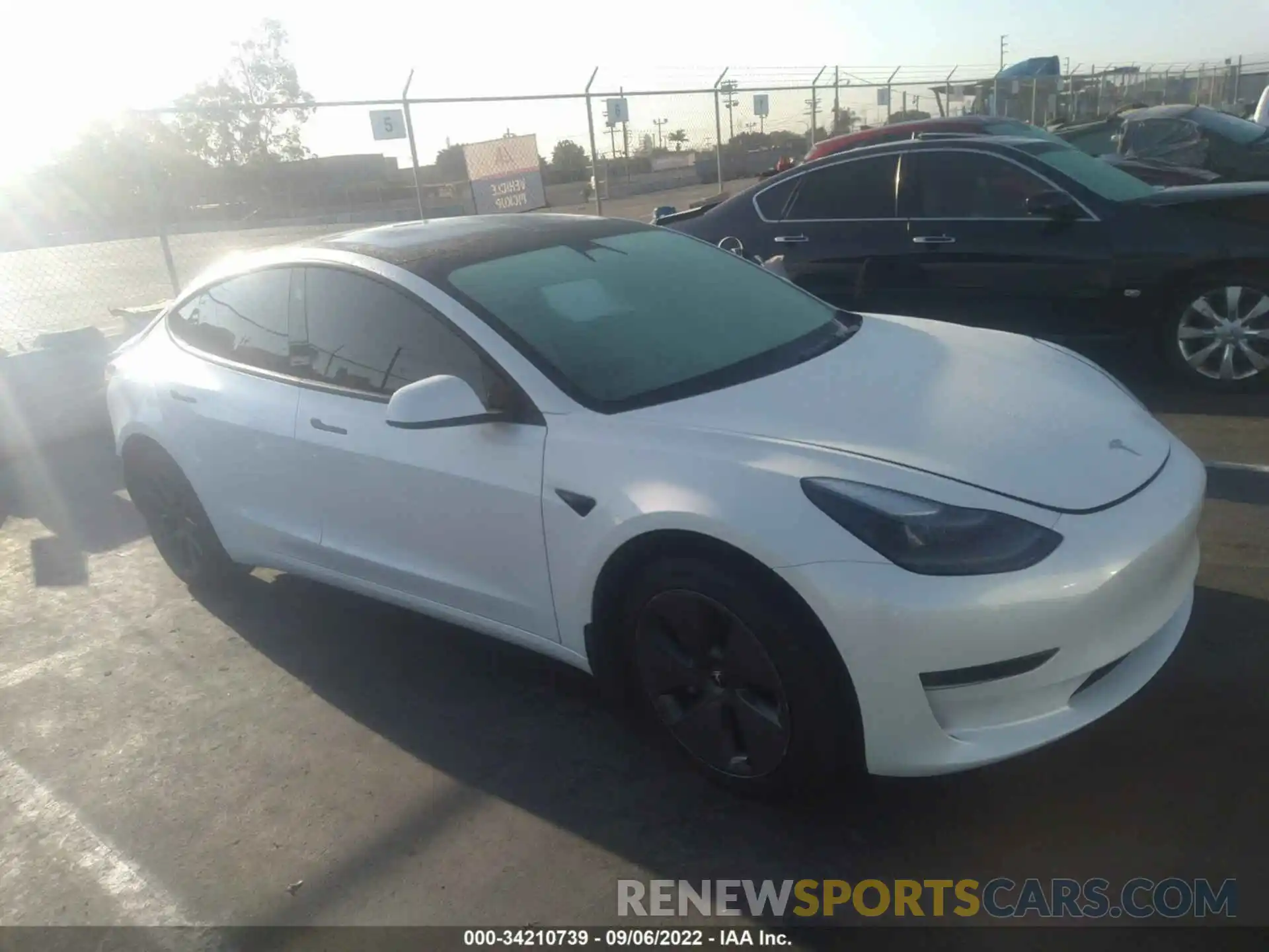 1 Photograph of a damaged car 5YJ3E1EA2NF110448 TESLA MODEL 3 2022