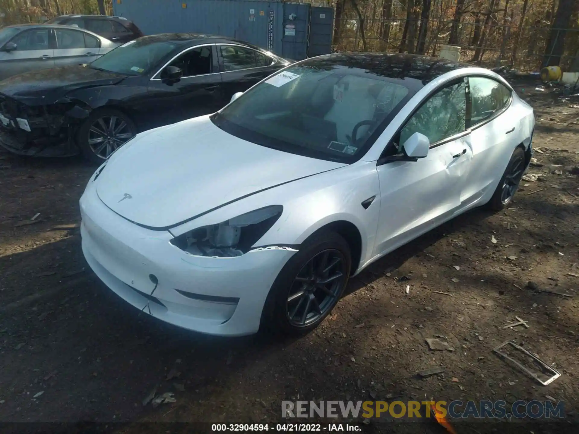 2 Photograph of a damaged car 5YJ3E1EA2NF118811 TESLA MODEL 3 2022