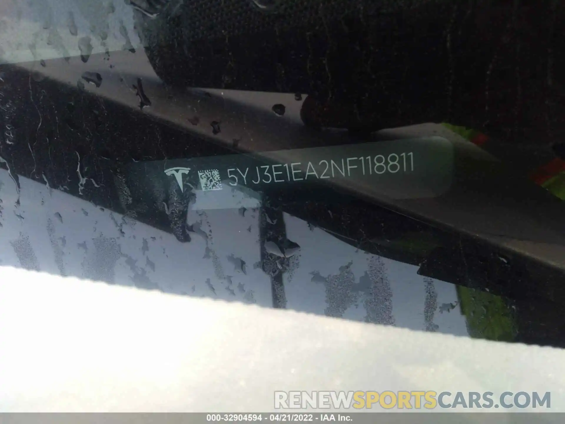 9 Photograph of a damaged car 5YJ3E1EA2NF118811 TESLA MODEL 3 2022