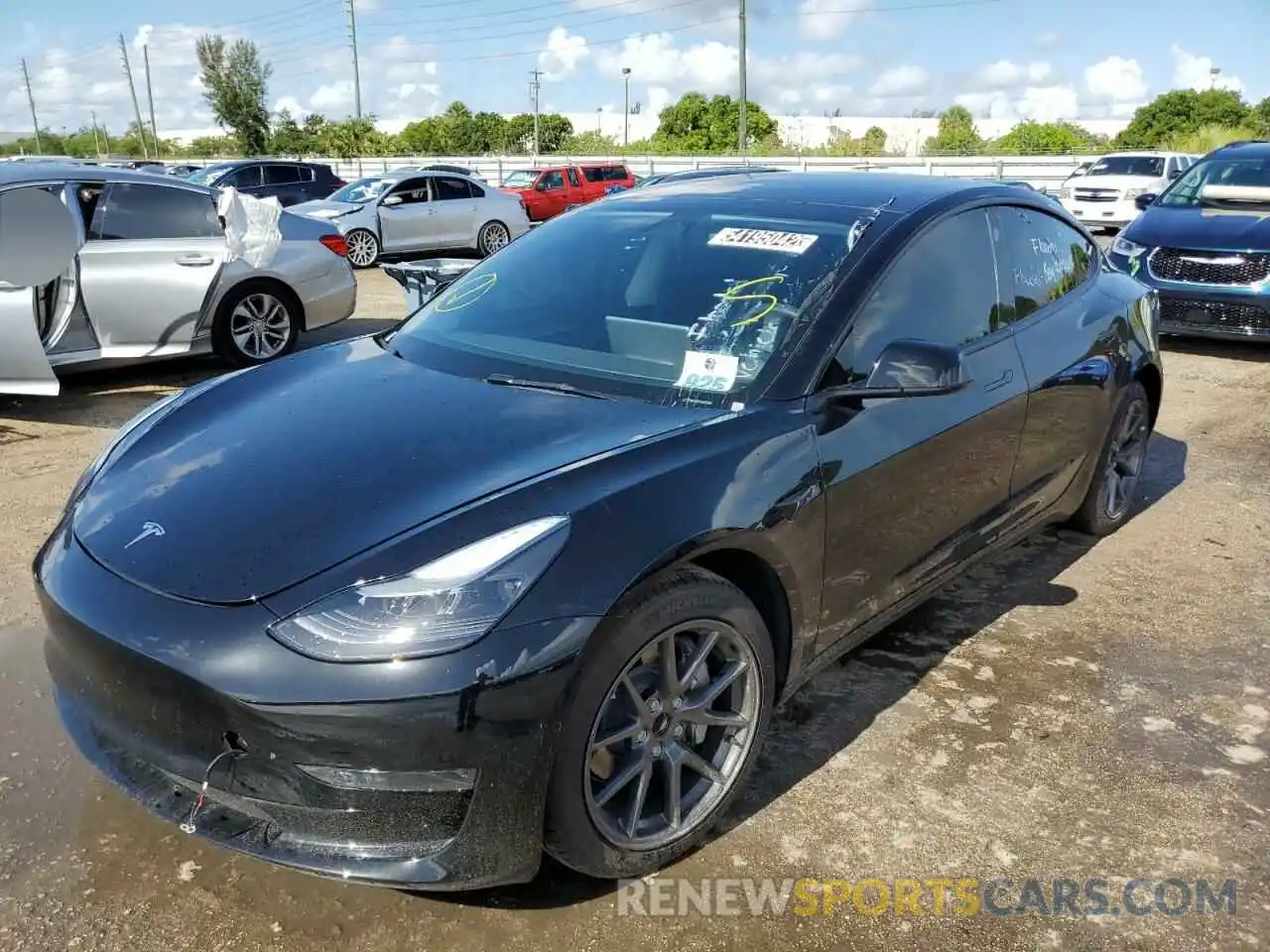 2 Photograph of a damaged car 5YJ3E1EA2NF191967 TESLA MODEL 3 2022