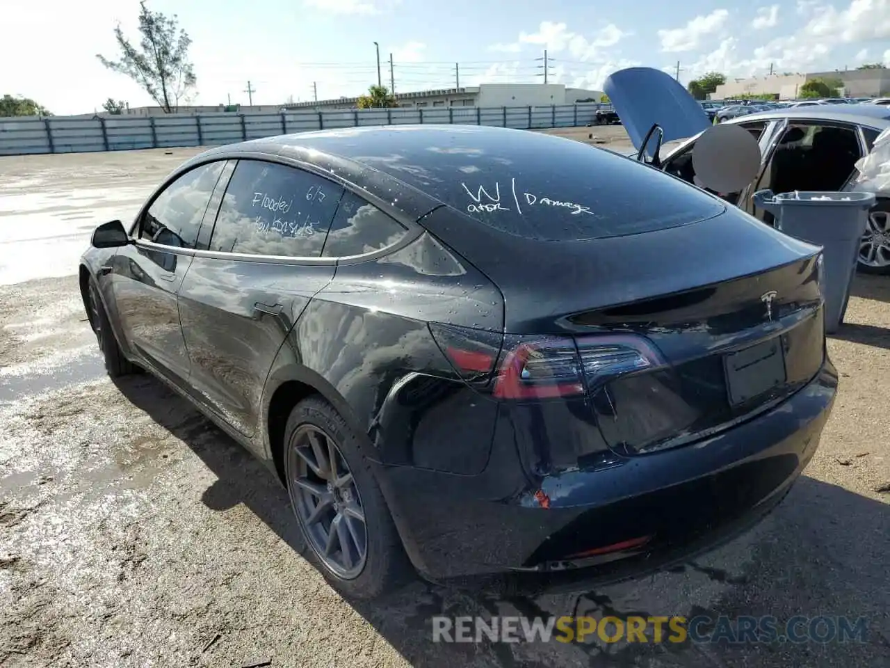 3 Photograph of a damaged car 5YJ3E1EA2NF191967 TESLA MODEL 3 2022