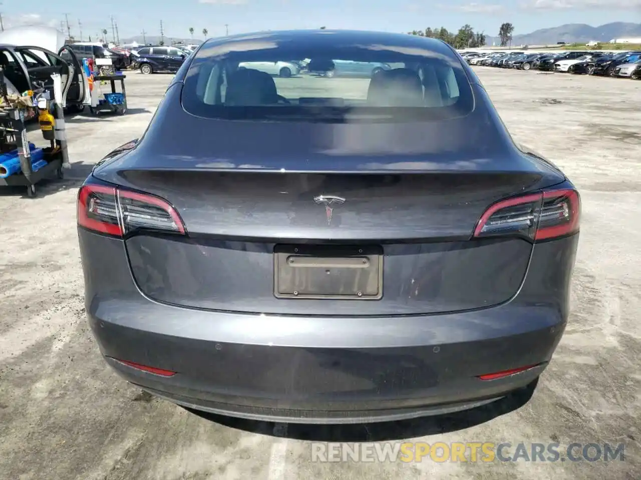 6 Photograph of a damaged car 5YJ3E1EA2NF212865 TESLA MODEL 3 2022