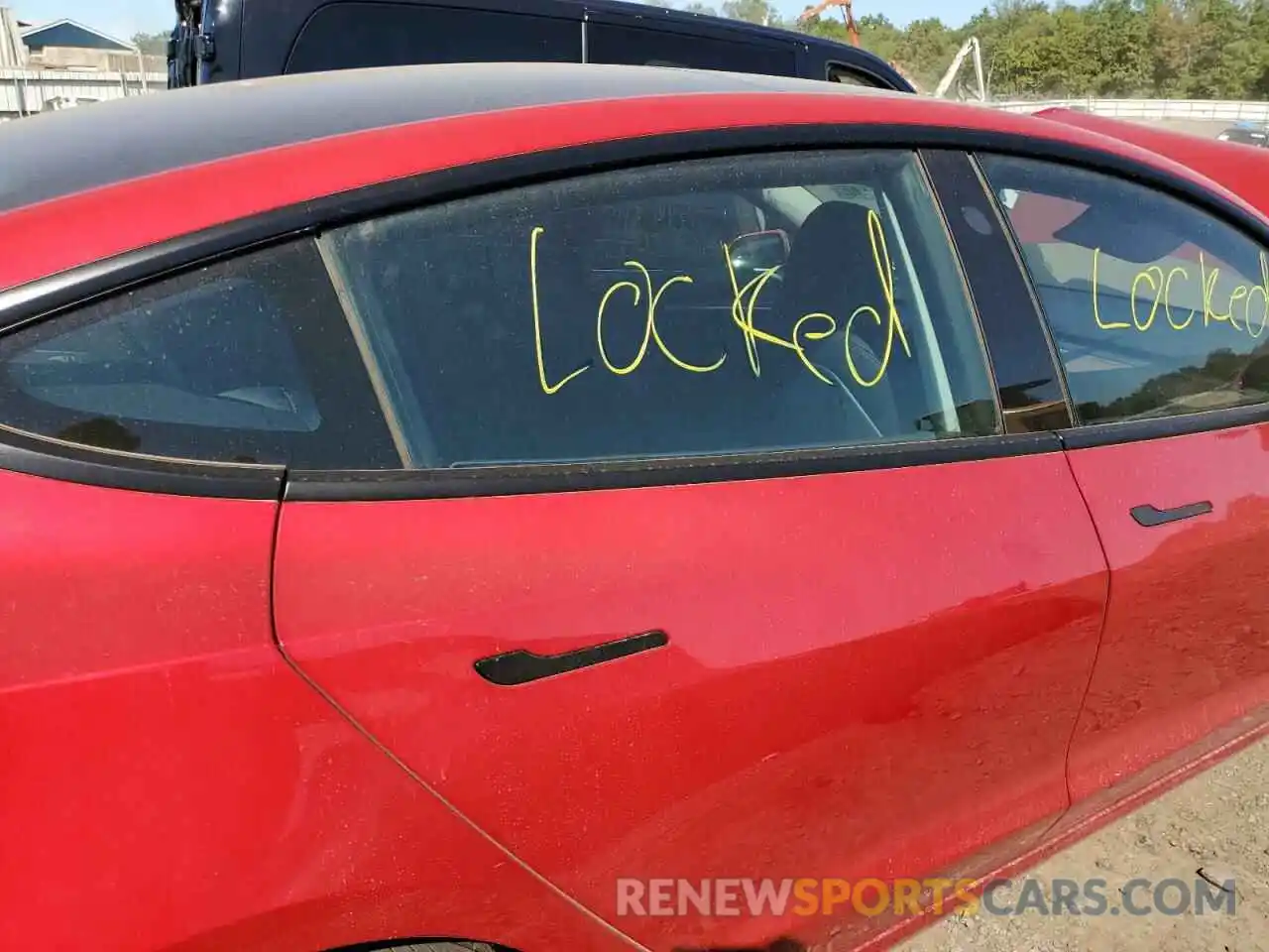 6 Photograph of a damaged car 5YJ3E1EA2NF288330 TESLA MODEL 3 2022