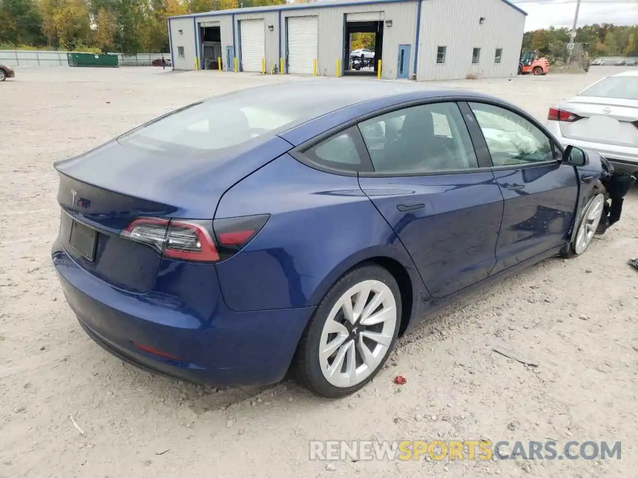 4 Photograph of a damaged car 5YJ3E1EA3NF185451 TESLA MODEL 3 2022