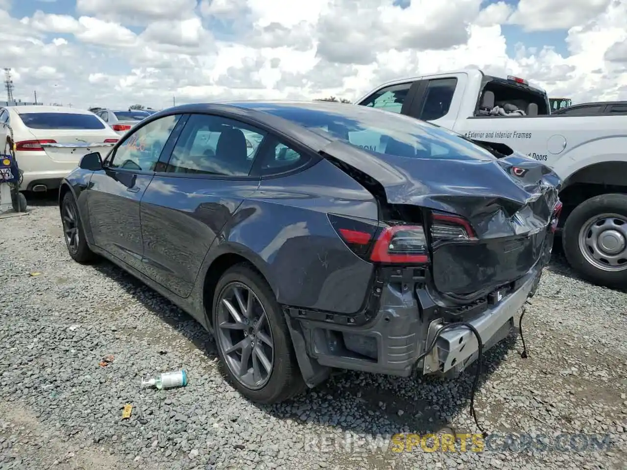 3 Photograph of a damaged car 5YJ3E1EA3NF188172 TESLA MODEL 3 2022