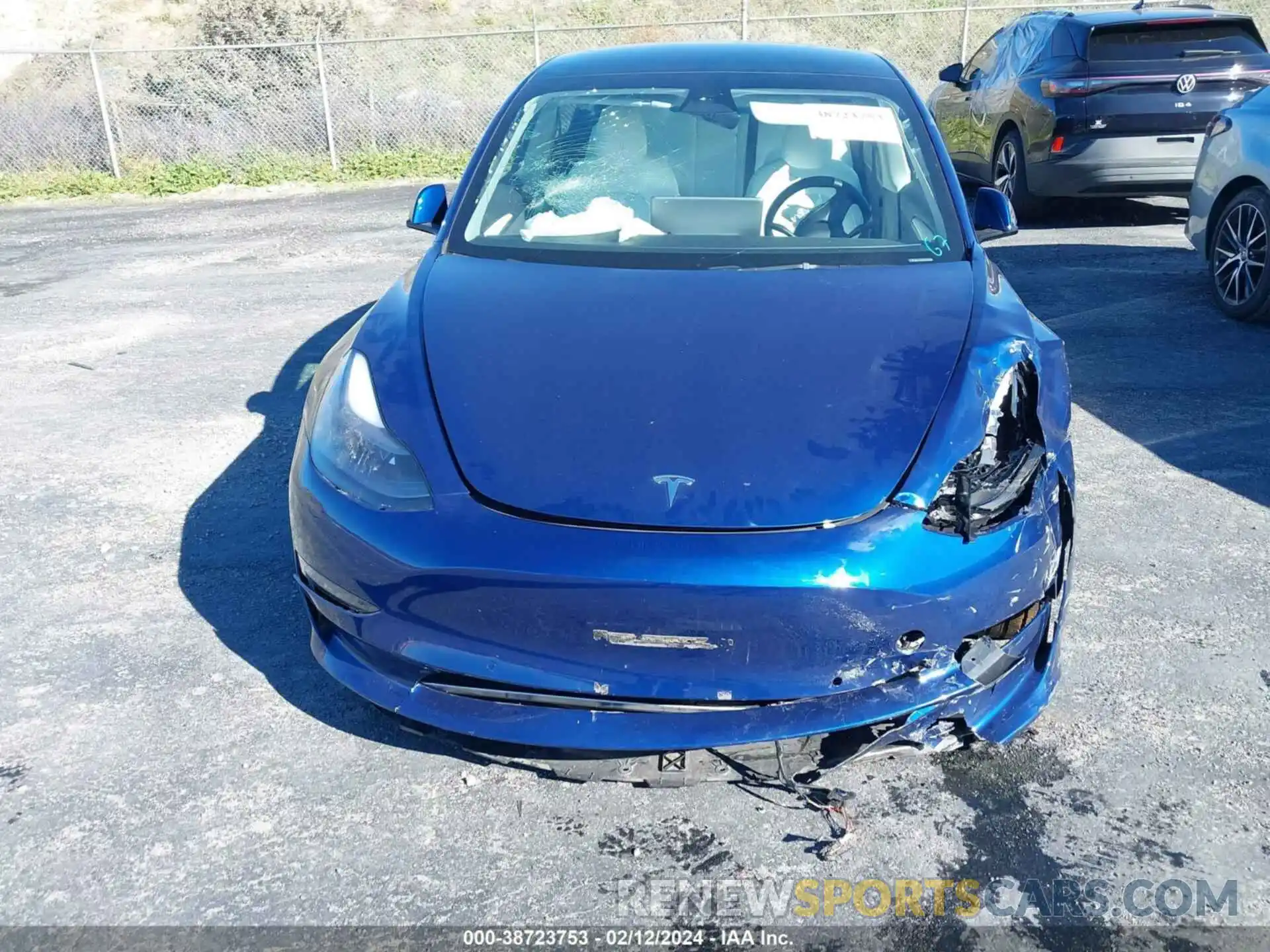 6 Photograph of a damaged car 5YJ3E1EA3NF373998 TESLA MODEL 3 2022