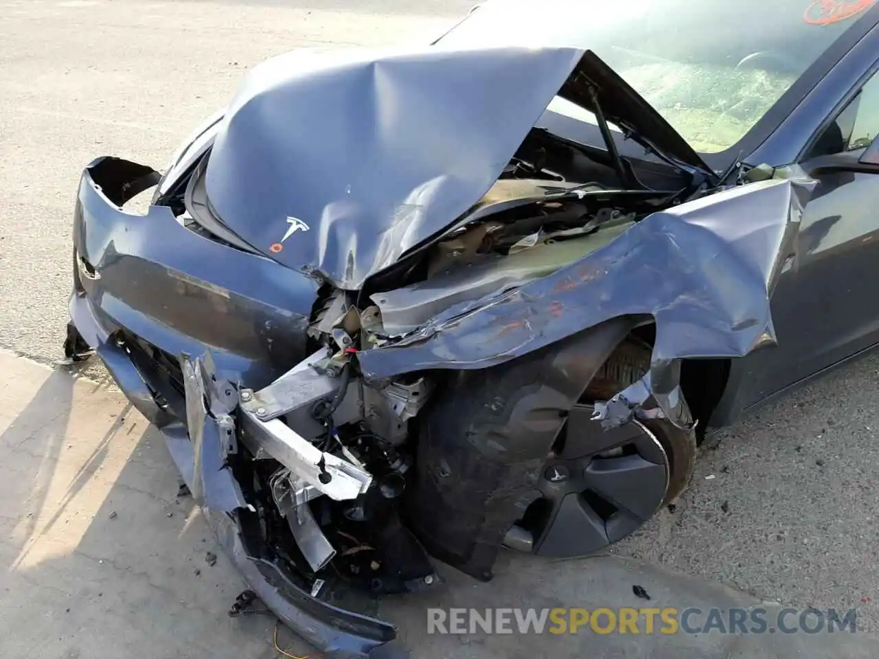 9 Photograph of a damaged car 5YJ3E1EA4NF101976 TESLA MODEL 3 2022