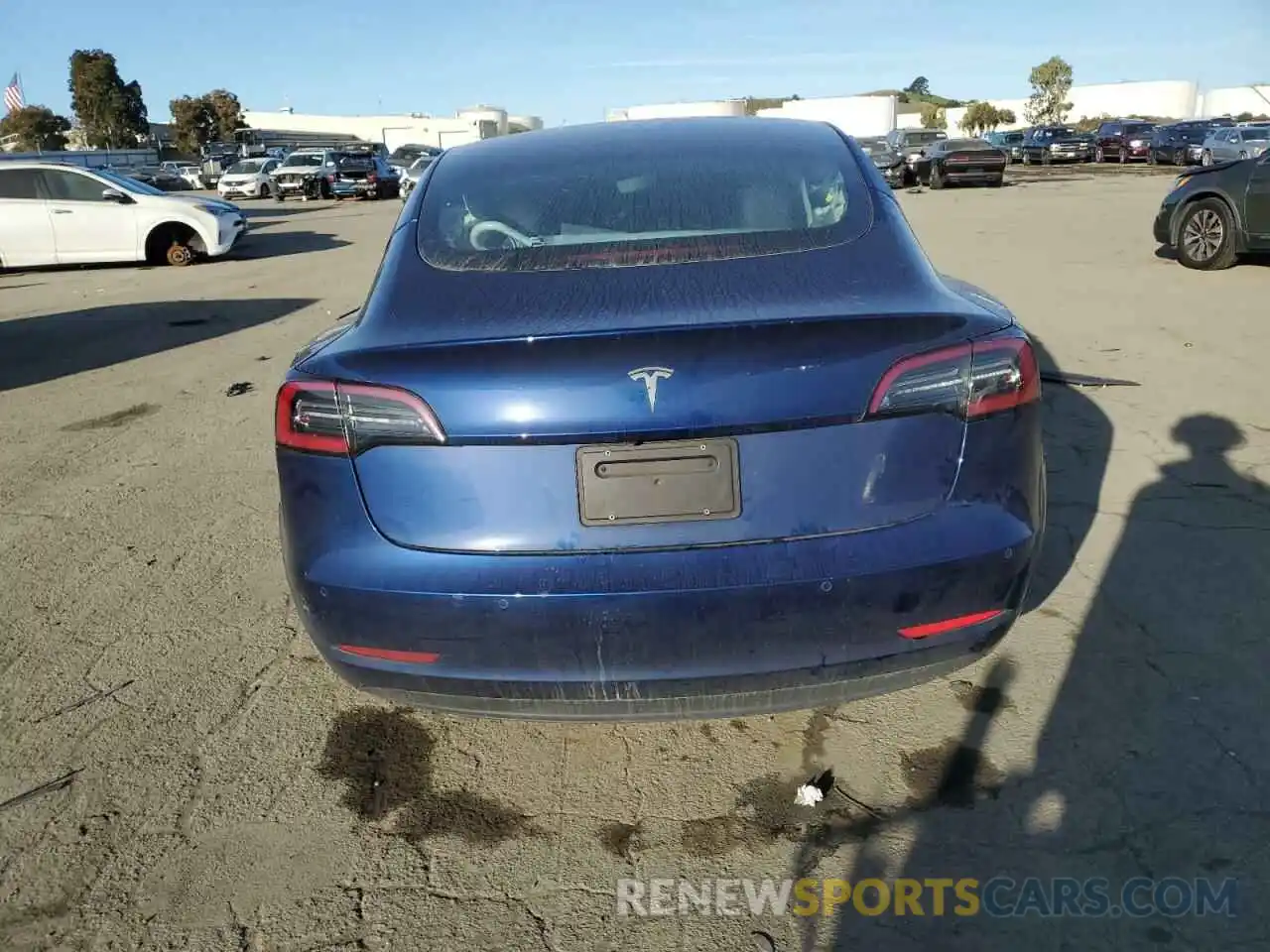 6 Photograph of a damaged car 5YJ3E1EA4NF123007 TESLA MODEL 3 2022