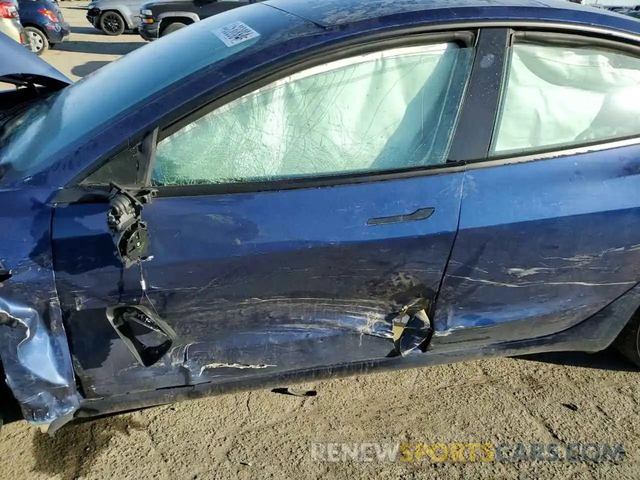 7 Photograph of a damaged car 5YJ3E1EA4NF123007 TESLA MODEL 3 2022