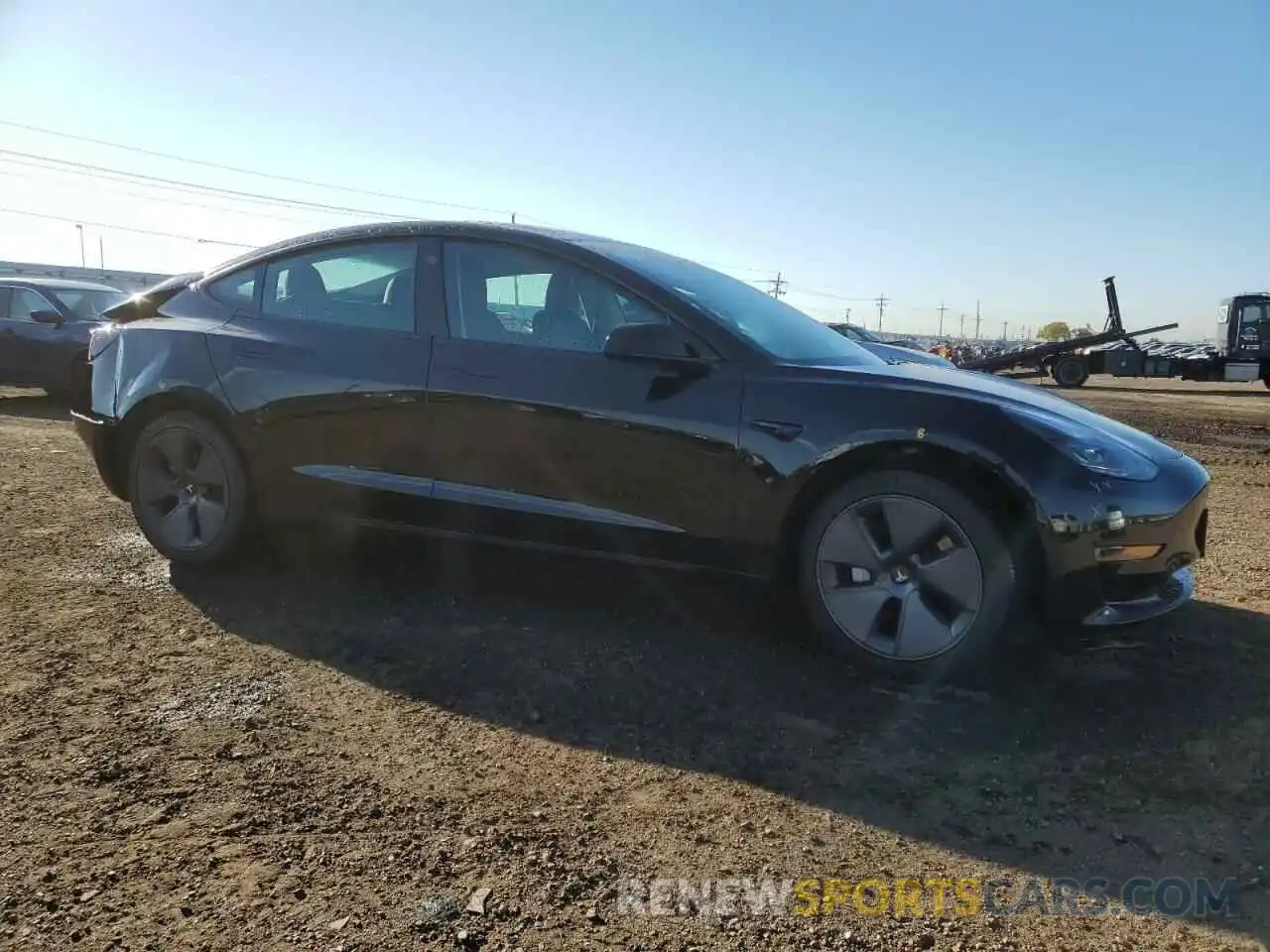 4 Photograph of a damaged car 5YJ3E1EA4NF184812 TESLA MODEL 3 2022