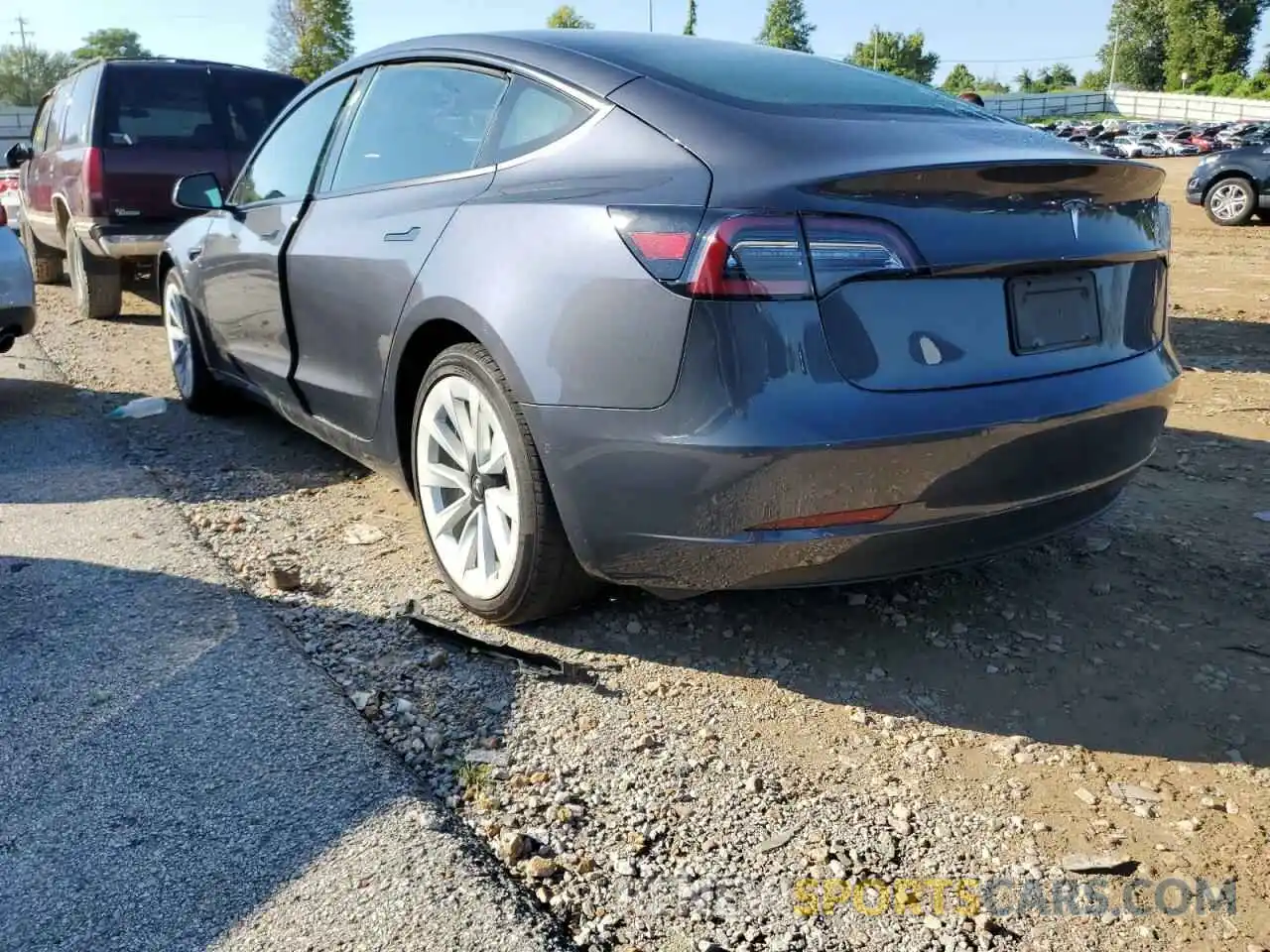 3 Photograph of a damaged car 5YJ3E1EA4NF186169 TESLA MODEL 3 2022