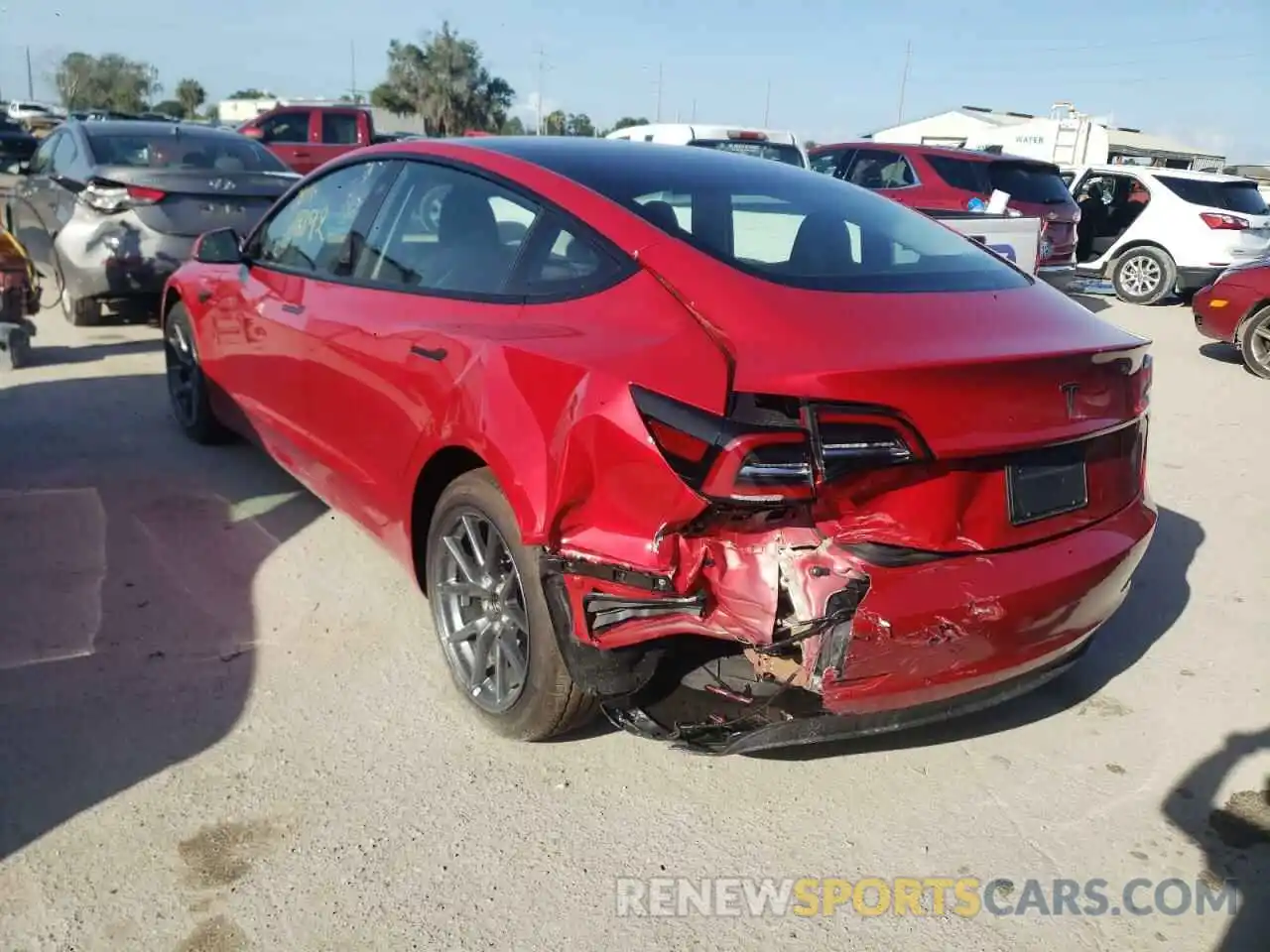 3 Photograph of a damaged car 5YJ3E1EA4NF186205 TESLA MODEL 3 2022