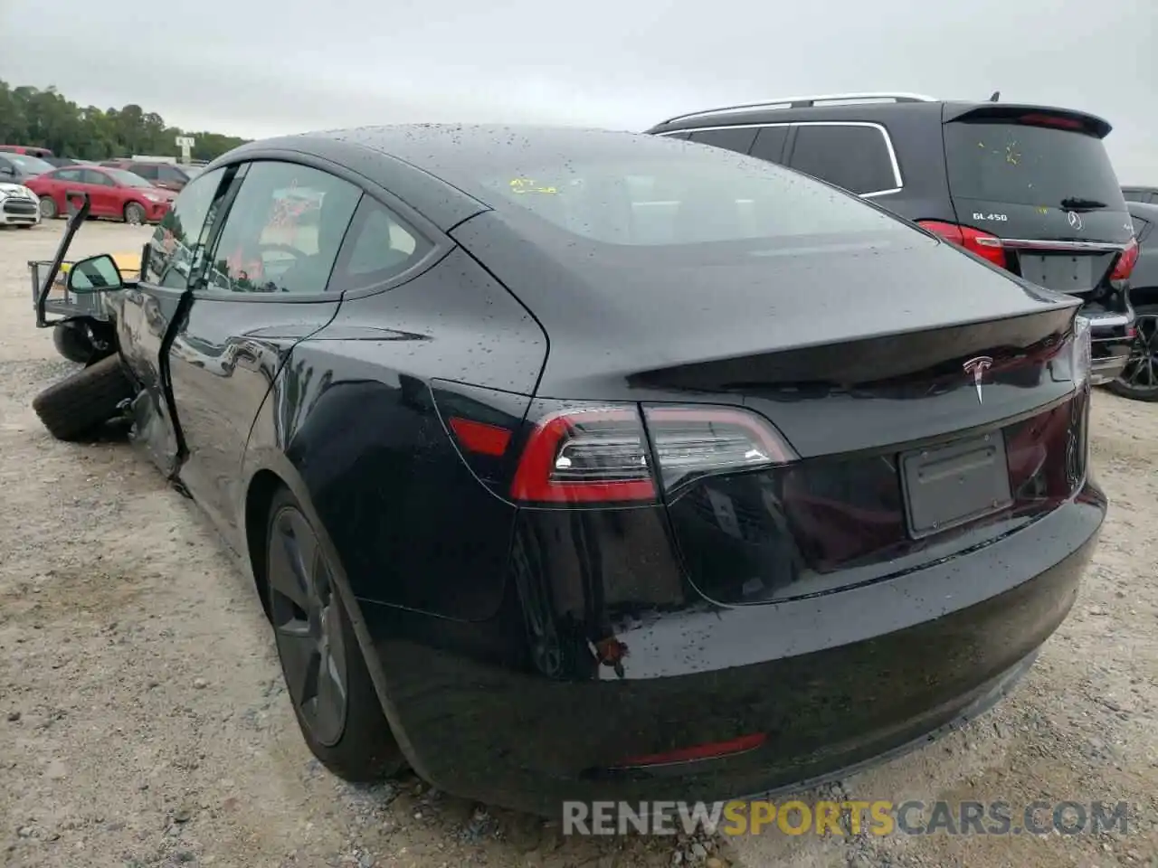 3 Photograph of a damaged car 5YJ3E1EA4NF186737 TESLA MODEL 3 2022