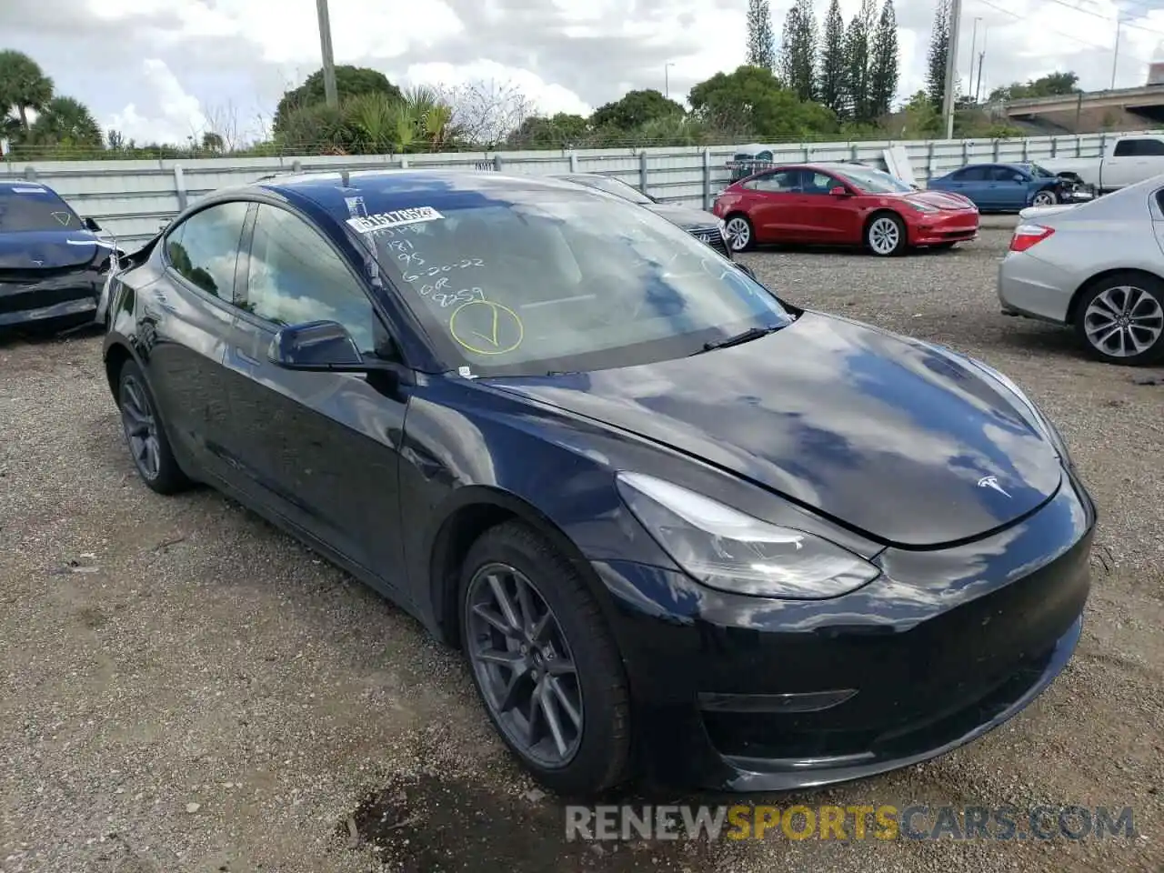 1 Photograph of a damaged car 5YJ3E1EA4NF188259 TESLA MODEL 3 2022