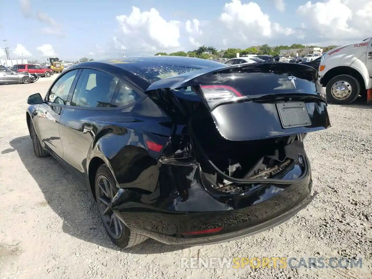 3 Photograph of a damaged car 5YJ3E1EA4NF190691 TESLA MODEL 3 2022