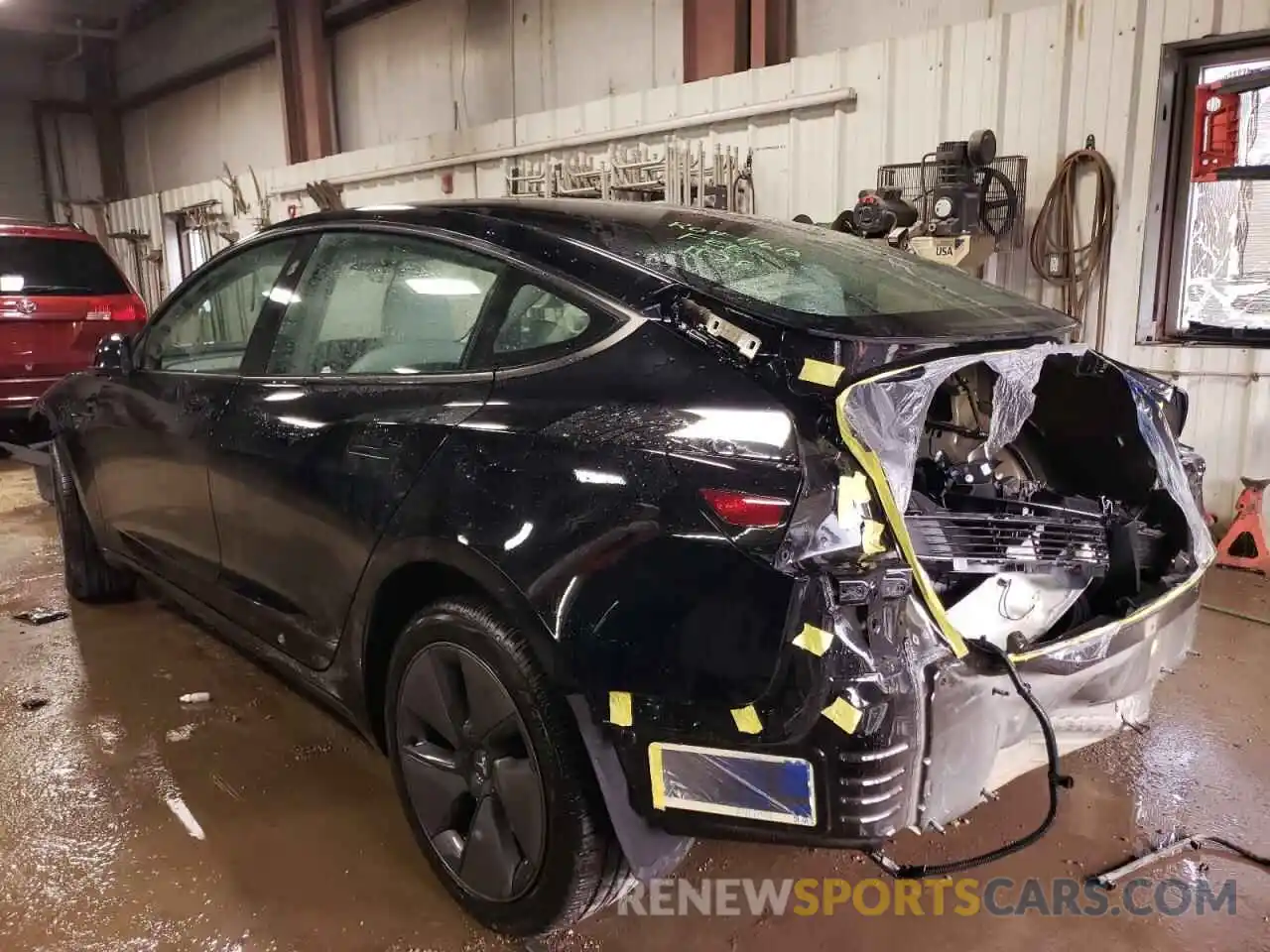 2 Photograph of a damaged car 5YJ3E1EA4NF232891 TESLA MODEL 3 2022