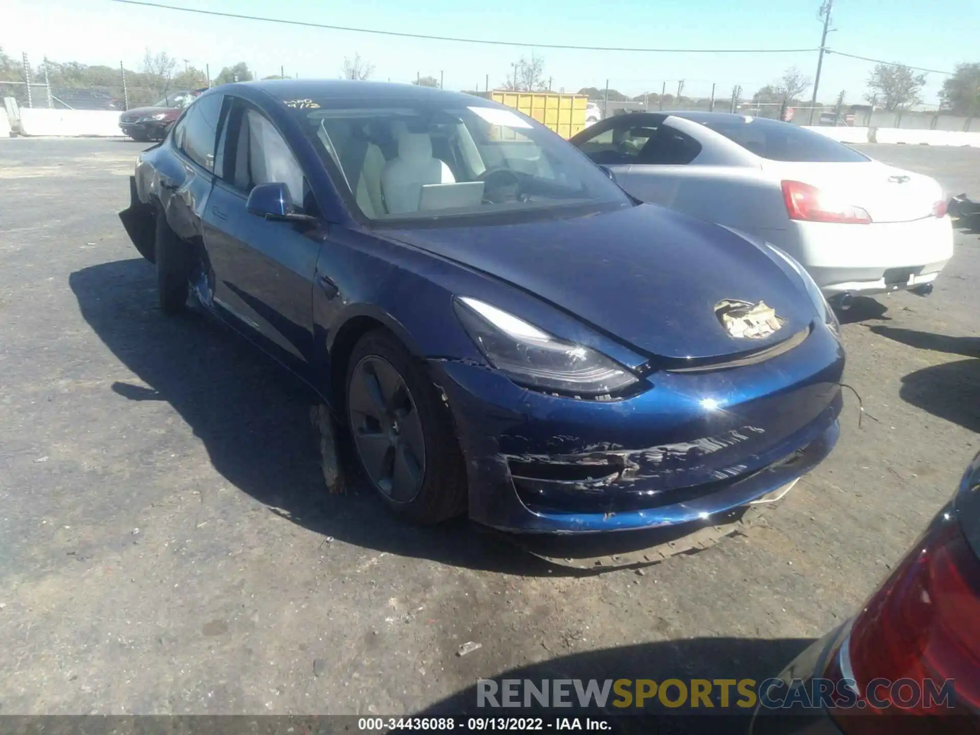 1 Photograph of a damaged car 5YJ3E1EA5NF147820 TESLA MODEL 3 2022