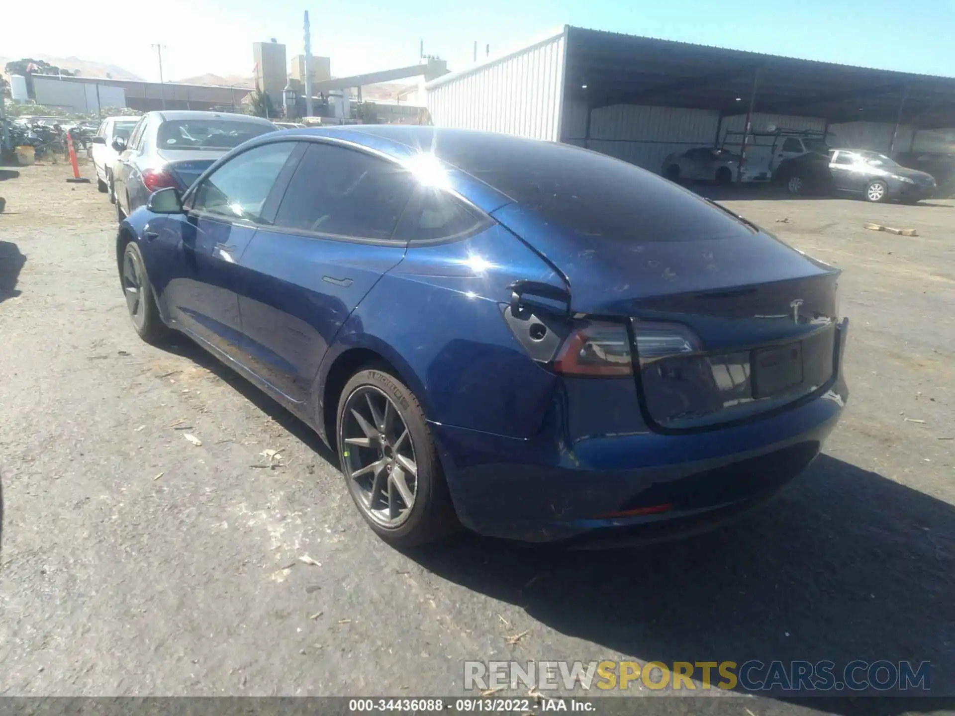 3 Photograph of a damaged car 5YJ3E1EA5NF147820 TESLA MODEL 3 2022