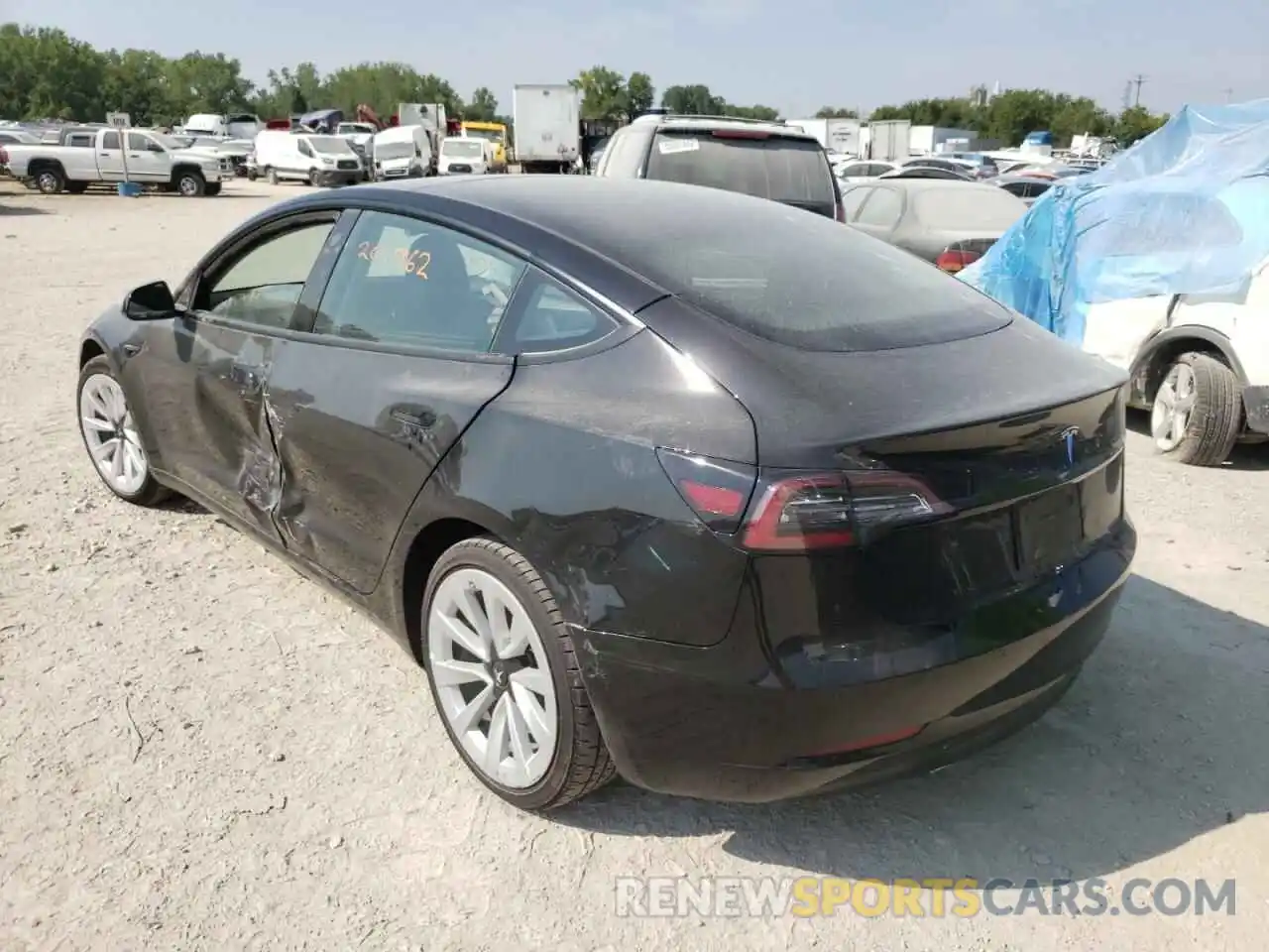 3 Photograph of a damaged car 5YJ3E1EA5NF191123 TESLA MODEL 3 2022