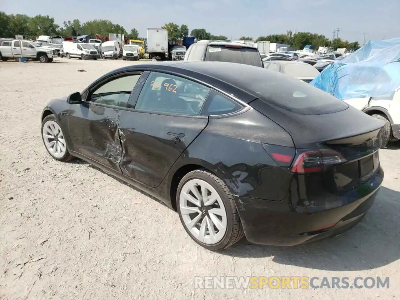 9 Photograph of a damaged car 5YJ3E1EA5NF191123 TESLA MODEL 3 2022