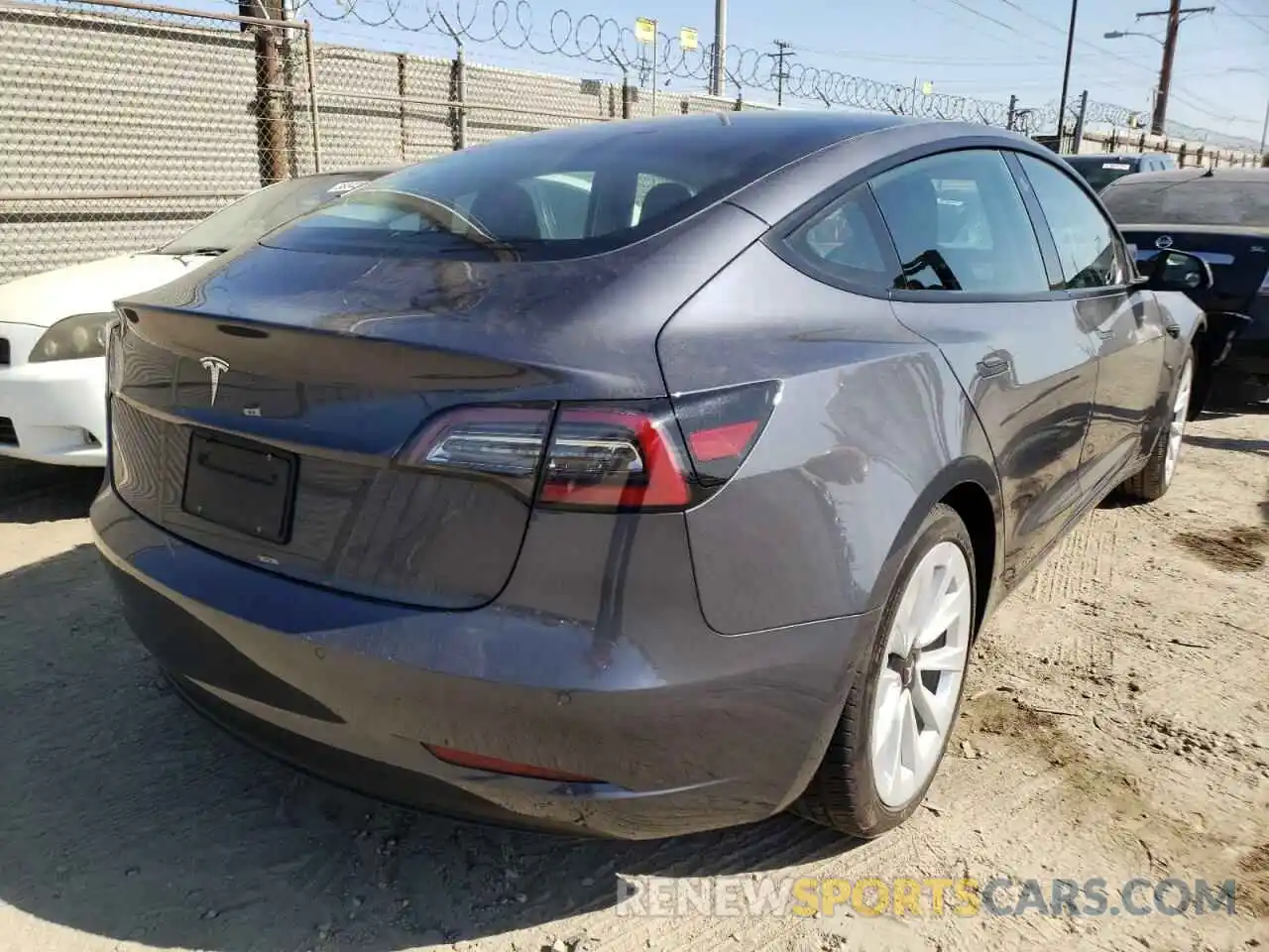 4 Фотография поврежденного автомобиля 5YJ3E1EA6NF144344 TESLA MODEL 3 2022