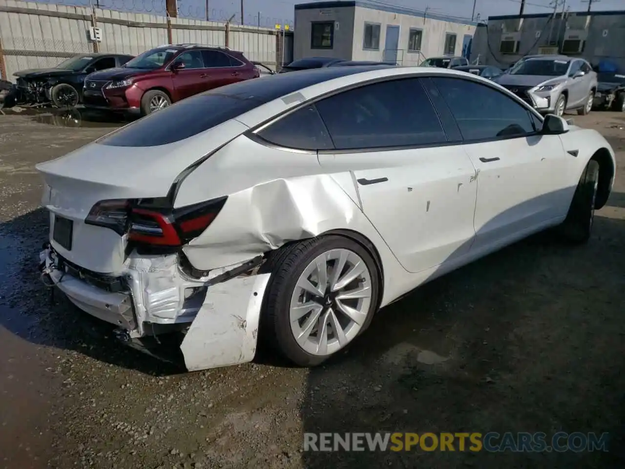 4 Photograph of a damaged car 5YJ3E1EA6NF144599 TESLA MODEL 3 2022